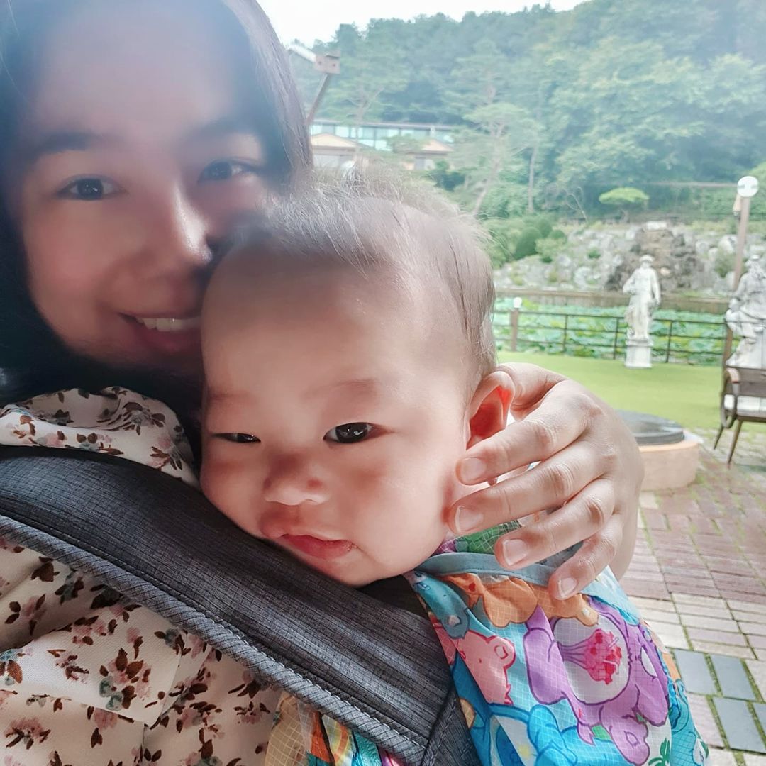 쭈누&마로네 on Instagram: “#여주브런치카페 #숲을그리다 너무너무 예뻤던, 비 오는 날 운치있던 브런치 곳곳에 포토존과 넓은 호수까지 근교인데도 멀리 여행 온 기분 나는 멋진 곳 맛있는