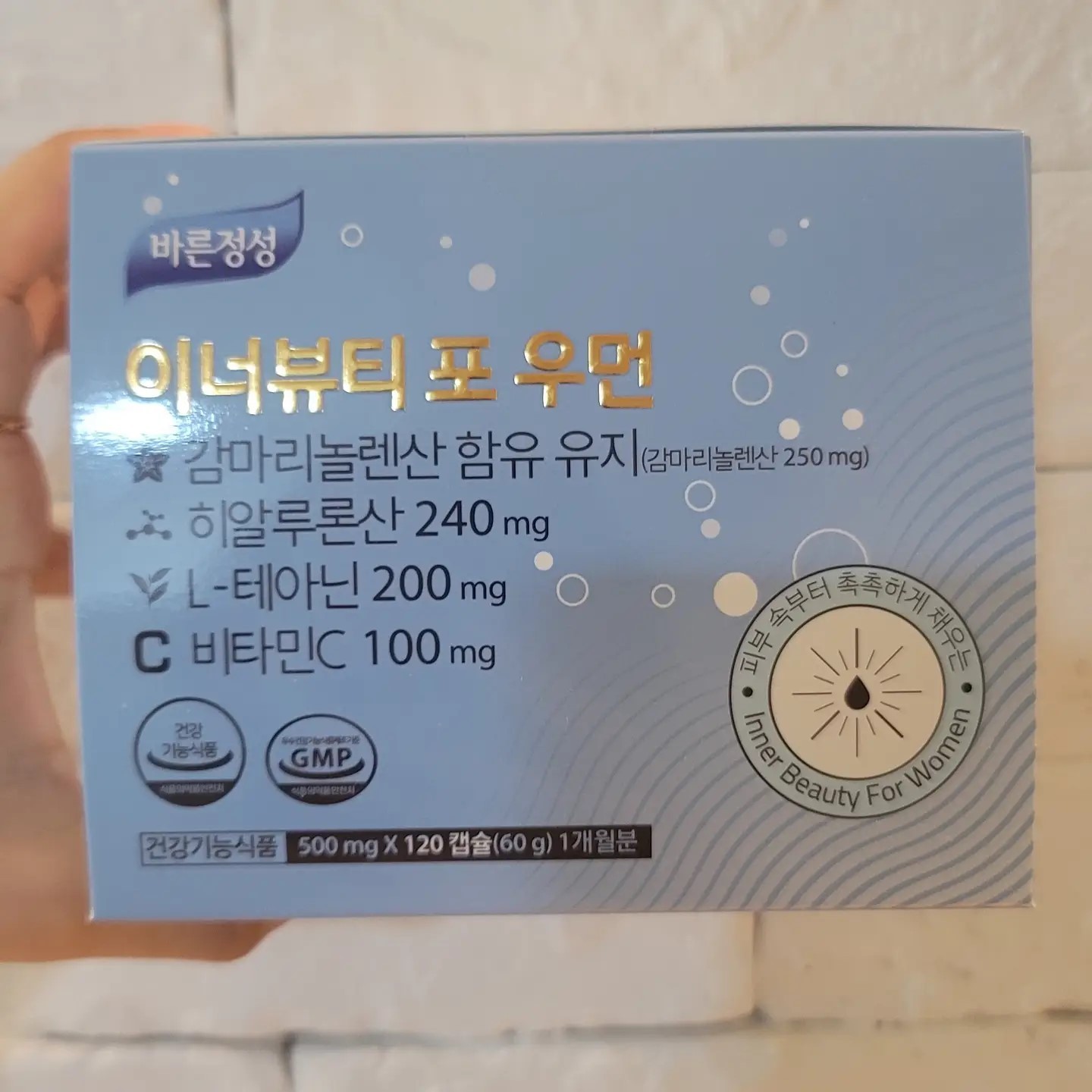 🎁🎁여성영양제 찾다가 
여자에게 좋다고 해서 냉큼 구매 🤩🤩

피부에 좋은 히알루론산부터 함께 먹으면 좋은 비타민C까지.

특히 월경전에 엄청 예민해지는데 감마리놀렌산이 들어 있어서 여성에게 더없이 좋다는.

알크기도 작아서 목넘김이 편하고
낱개 포장되어 있어서 위생적이에요 
열심히 먹고 이뻐져야지 ♥️♥️

#바른정성 #이너뷰티포우먼 #보습 #생리통 #감마리놀렌산 #히알루론산 #테아닌 #비타민C