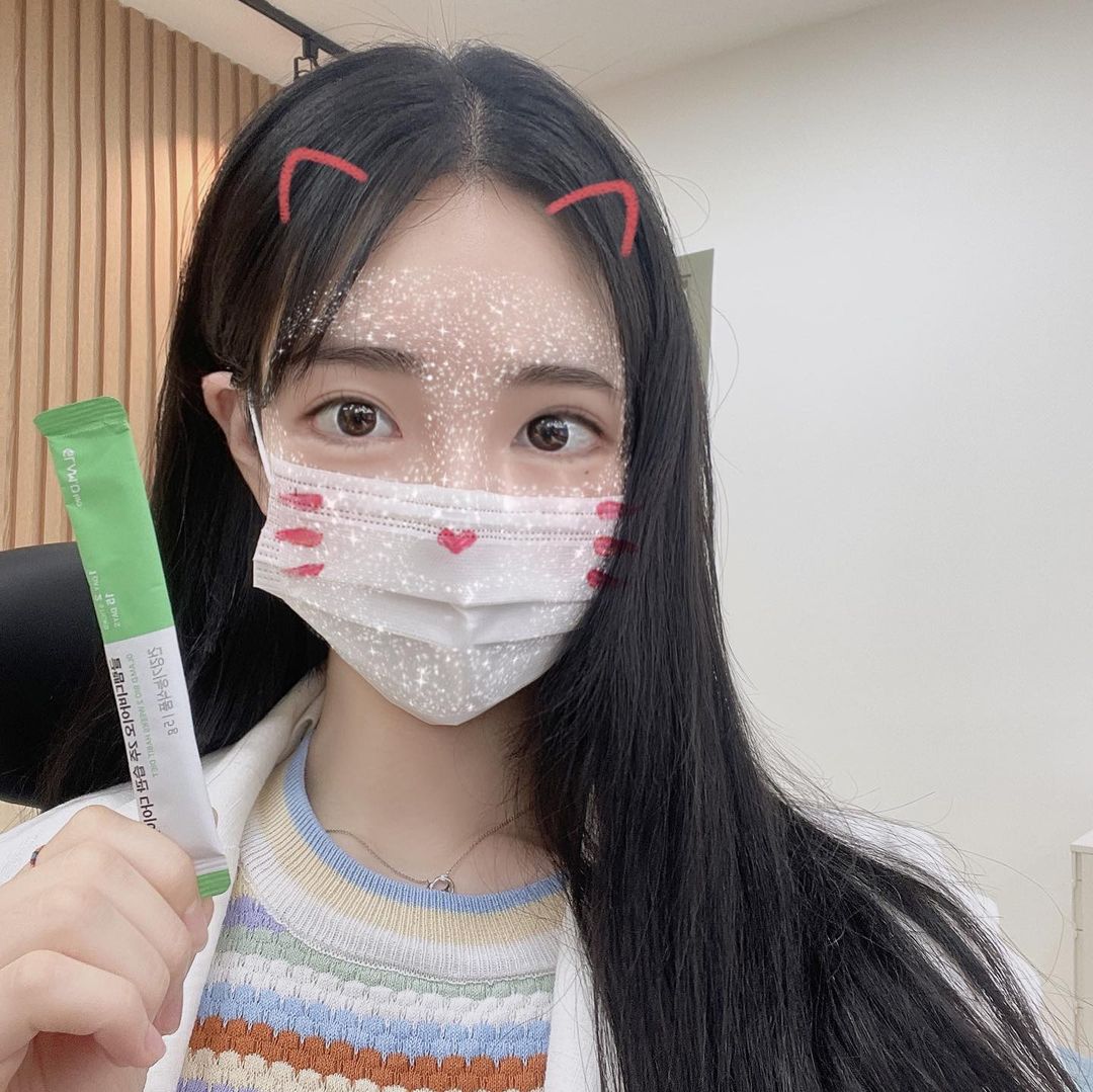 갱 on Instagram: “후움 ㅋㅅㅋ 요즘 가르시니아 안 먹는 사람 누구?! 고칼로리 탄수화물 빵 밀가루 절.대 못잃는 사람들 ,,,🥺 바로 나잖아 무려 뷰티 앤 부티에도 소개된 그 제품이라구요💚
