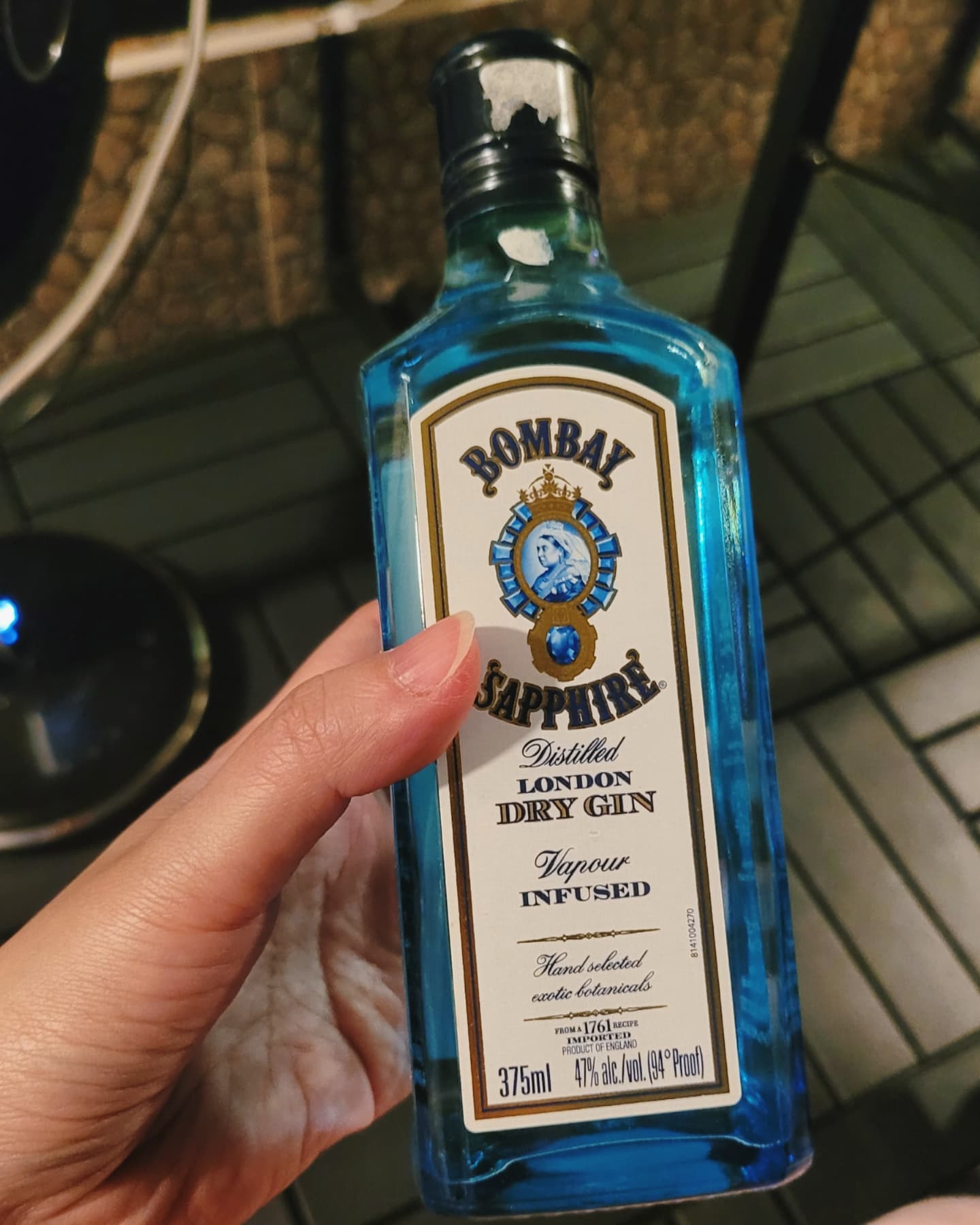 불토 달린 술.🤪
간만에 봄베이 사파이어..
홀짝홀짝 🍸