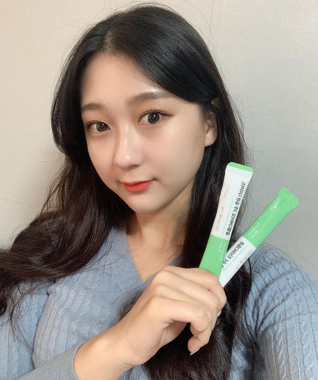 진원 on Instagram: “#광고 요즘 밥먹기 전 꾸준히 먹고있는 글램디바이오🤍 #협찬#글램디#글램디바이오#glamd#glamdbio#2주습관다이어트#차전자피#차전자피다이어트#몸매관리#체지방감소#장건강