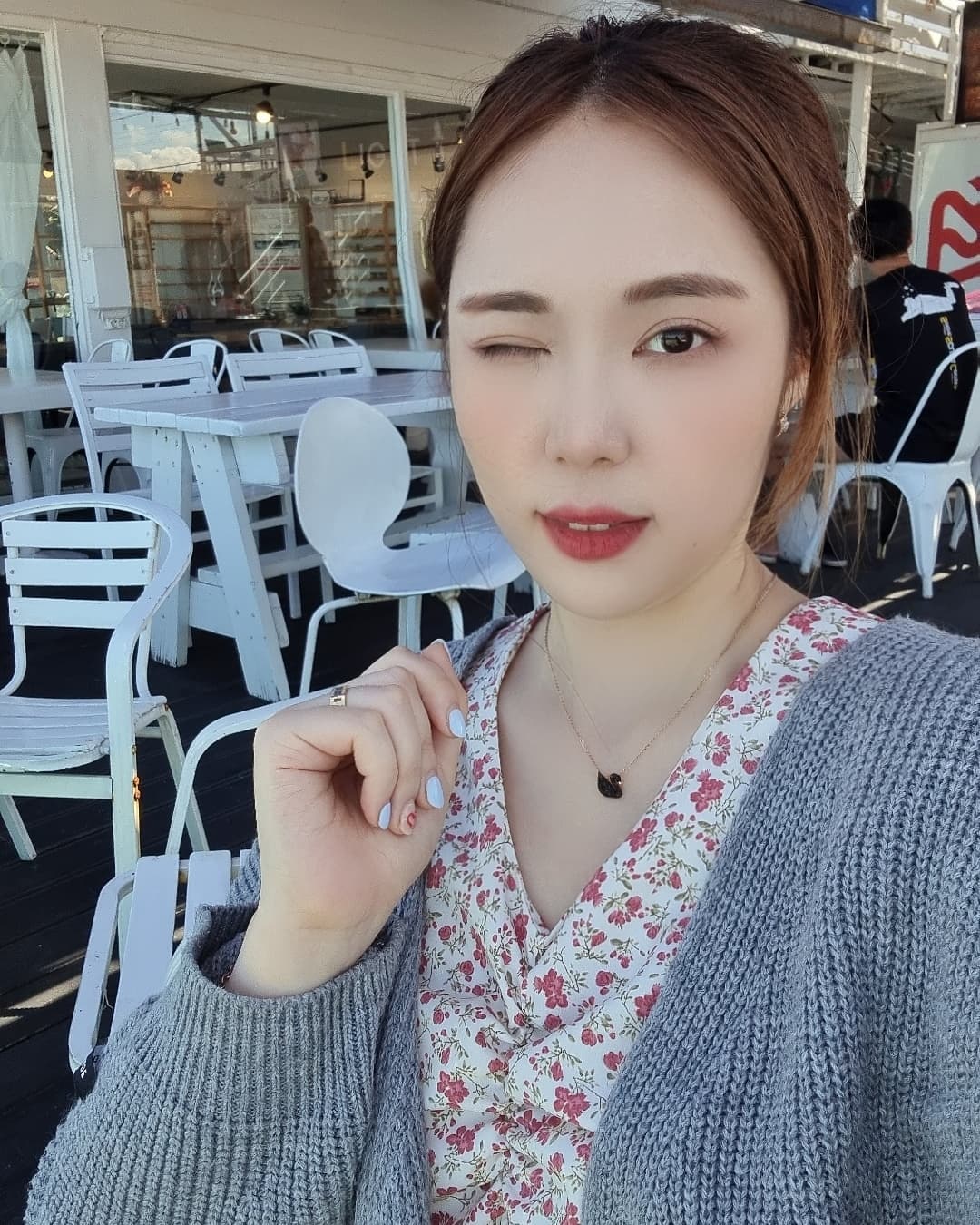 휴가때 찍었던 셀카 올만에
맘에드네욤🤭🤭🤣
휴가야 다시 와줘🍹🍷

#셀카 #셀카그램 #셀카스타그램 #인스타라이프 #데일리 #데일리그램 #맞팔 #팔로워 #좋아요 #선팔 #likeforfollow #like4like #follow4follow #followback#카페