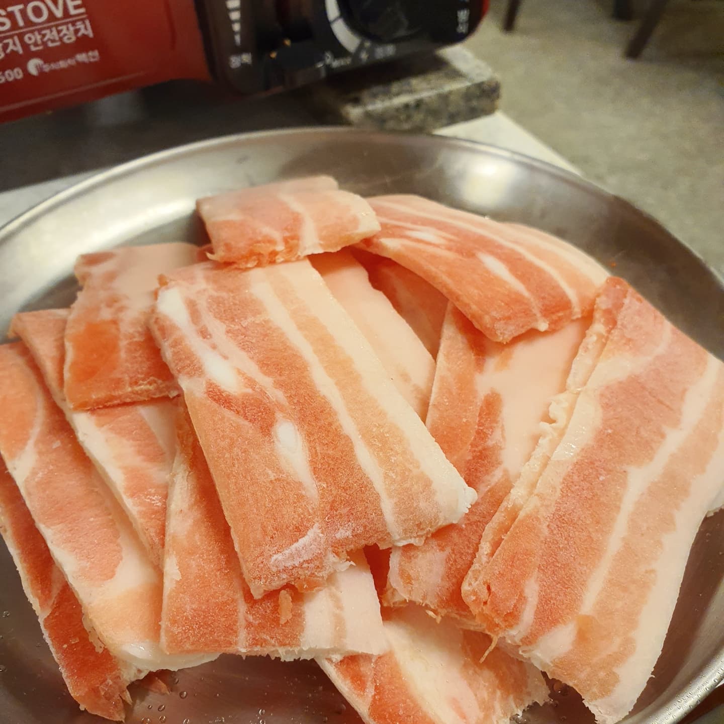 대기표 뽑아야 하는 거 다알쥬?

꼬기도 맛있고.다 맛있음ㅋ🥩👍

#서귀포맛집 #괸당집