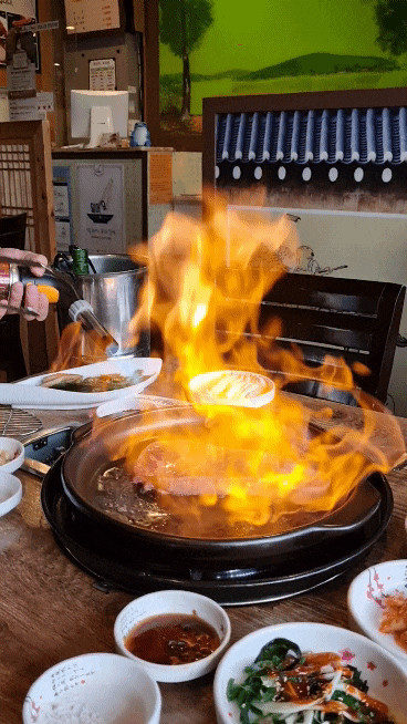 [수원/인계동] 불맛 제대로 가득한 숙성한우집 "백년한우"