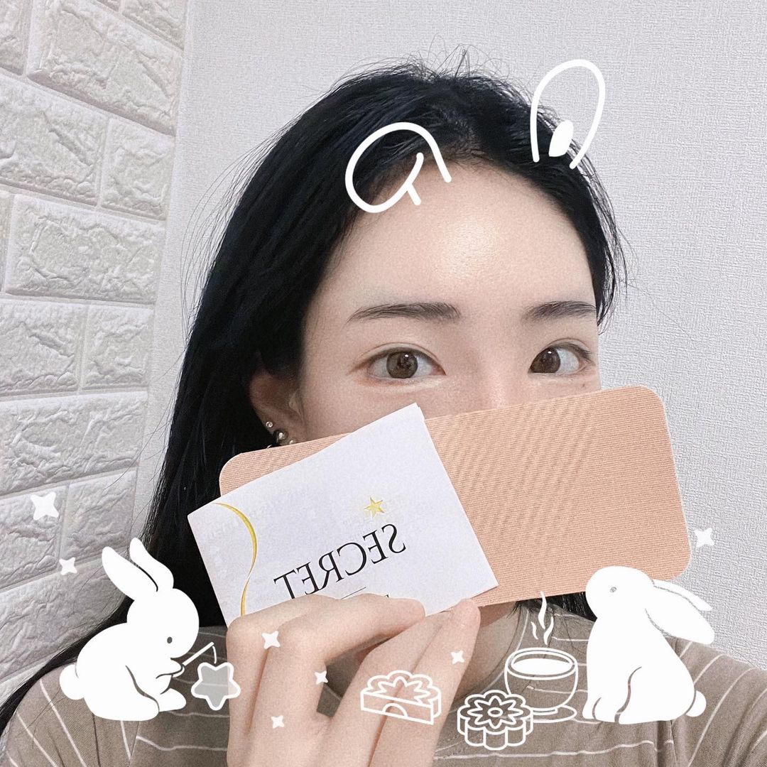 갱’s Instagram profile post: “#협찬 생리통이 심하다면 쥬목✌ 저눈 하루에 12알을 먹을 정도로 생리통이 심한데🙄,,, 그럴때 요거 한장 챱! 하구 붙여쥬면 살아난다는 사실🌿 혈관, 림프관, 및