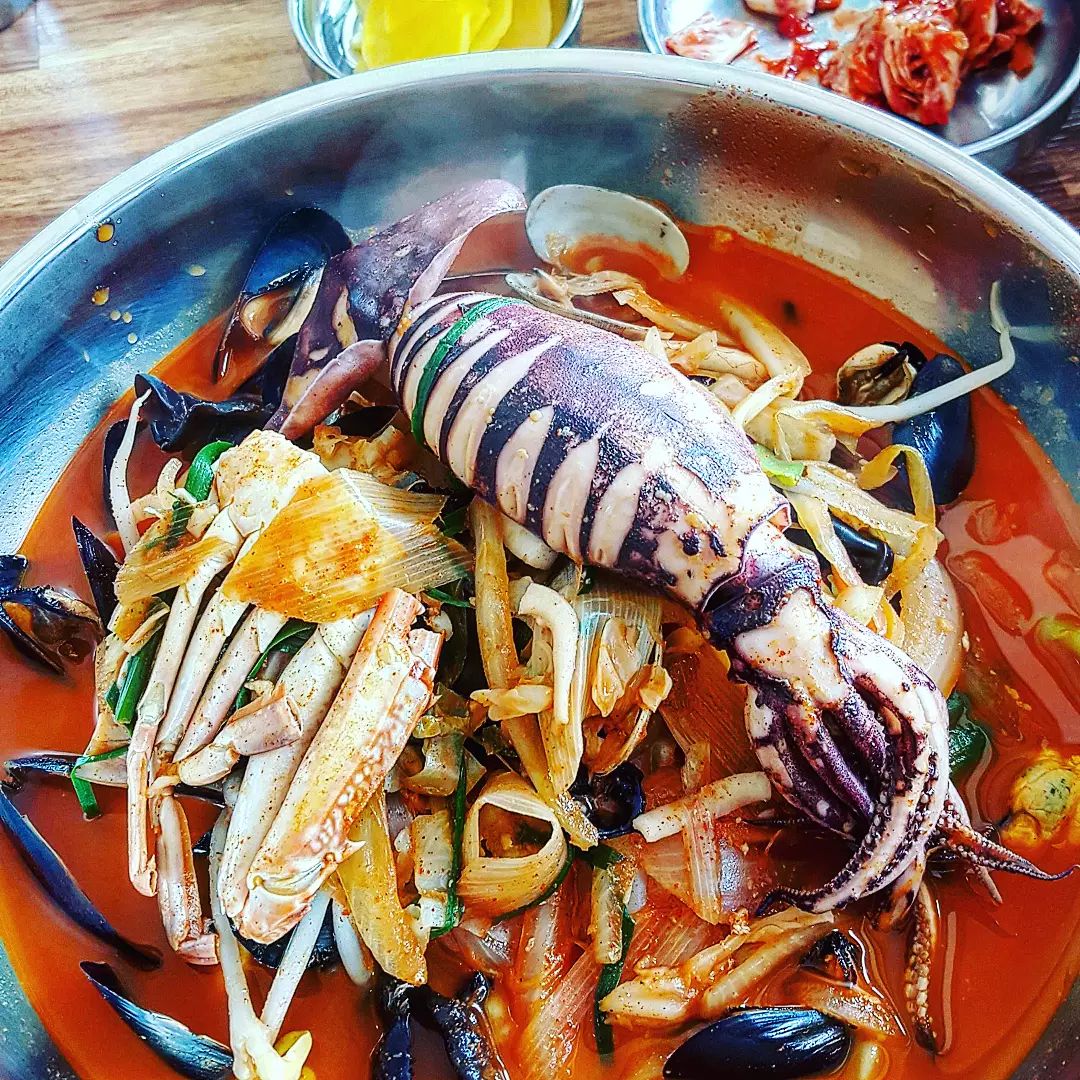 #
#짬뽕명가해물짬뽕
#양푼이해물짬뽕
#김해
#율하카페거리
#점심메뉴
#짜증#😧
#캠퍼캠핑#김해점
#일상
#먹스타그램🍴