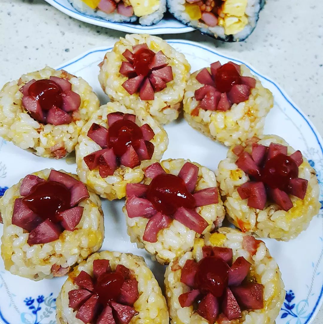 #
#소세지꽃주먹밥
#진미채
#진미채김밥
#냉장고털기
#일상
#먹스타그램🍴