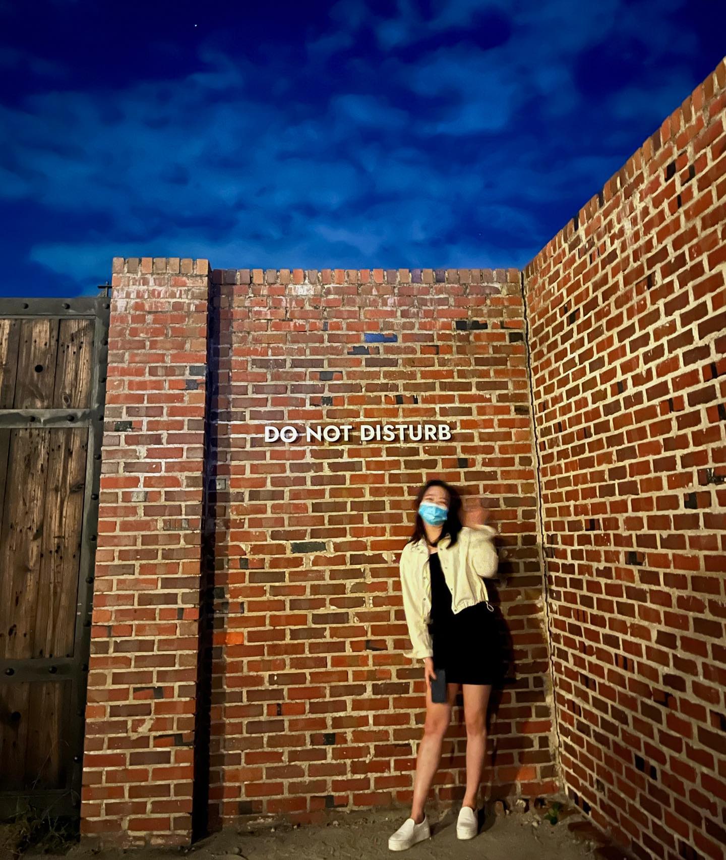 가운데 손가락 아니고 ✌🏻입니댜 ✌🏻
