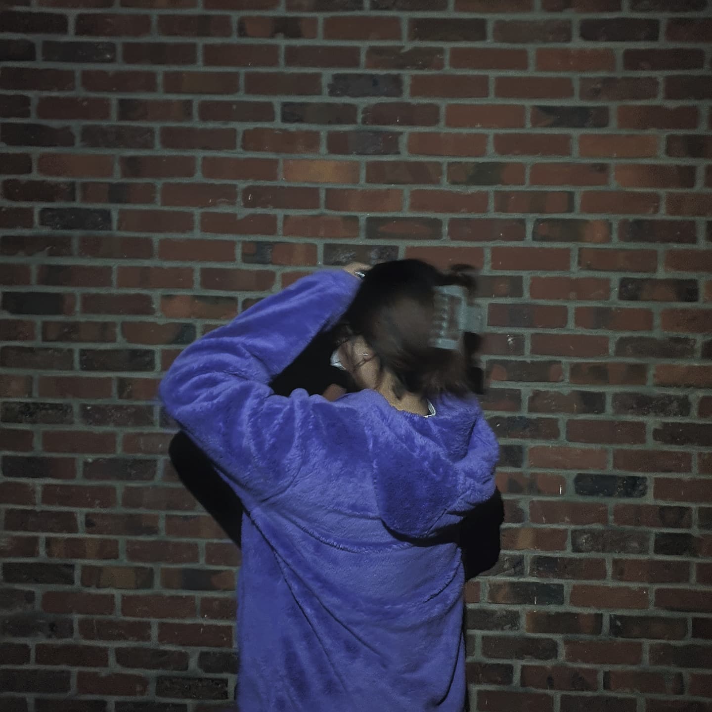 #첫줄.

I have a good head, but I don't know the world,