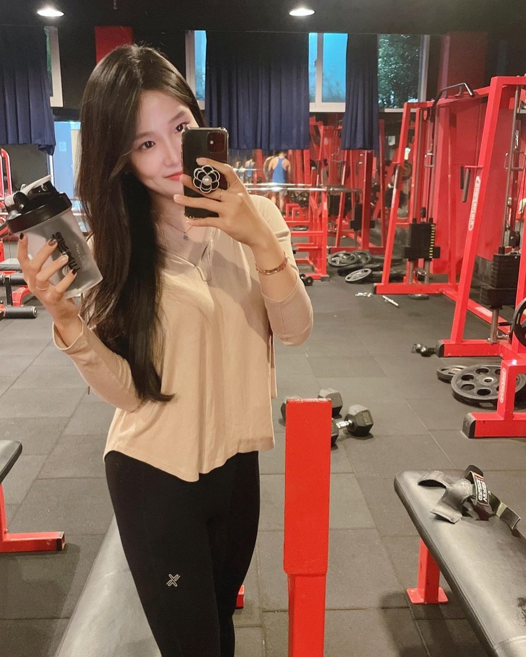 주촌네일 내외동네일 김해네일 : 지네일◡̈ on Instagram: “#다이어트쉐이크#광고 ​⠀✦⠀다이어트쉐이크 '한끼체크' 단기간 다이어트 고민이시죠? 코로나로 급찐살-! 다이어트 쉐이크 먹어