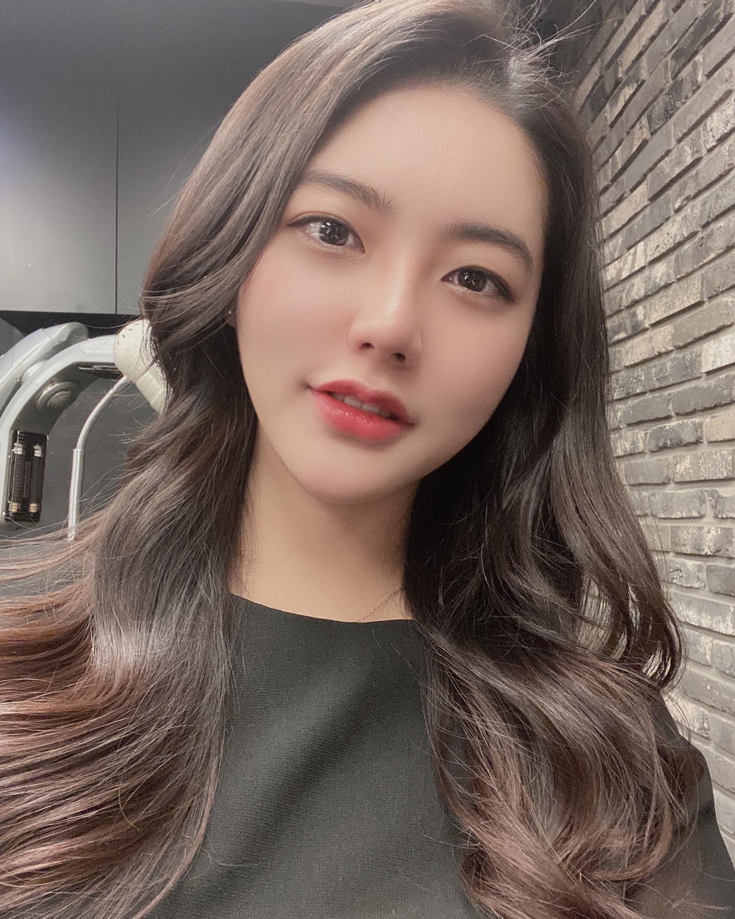 표정으로 말해주는 주말과😄 월욜😗#어김없이찾아온 #월요일 #별루 #한주화이팅👊