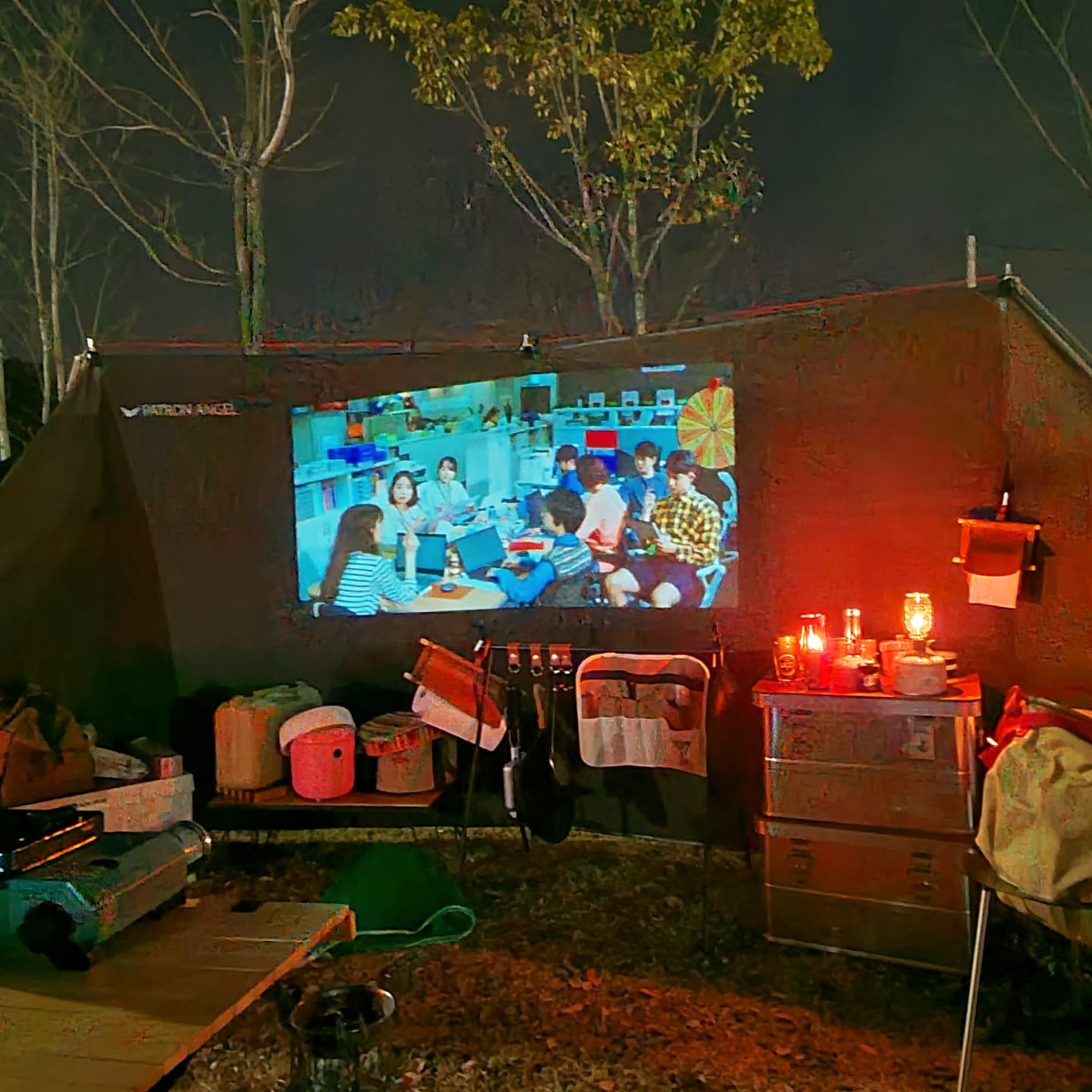 캠핑은 낮보다 밤이 좋아🌌

#캠핑의밤#캠핑#오늘아님#힐링