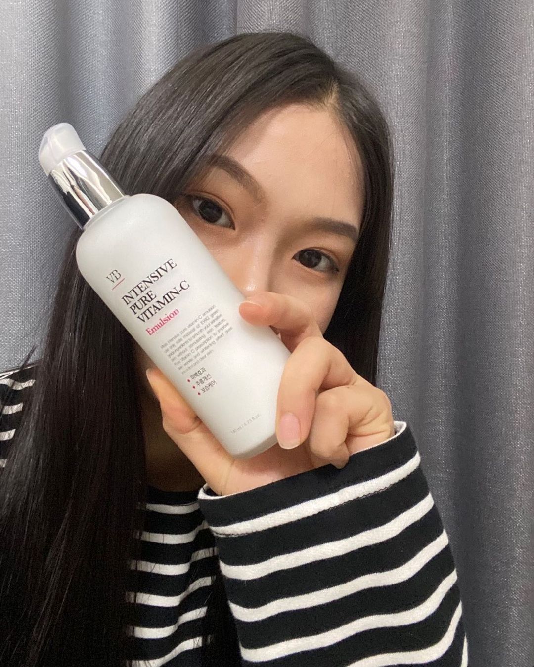 @beauteous_yj on Instagram: “비바스 인텐시브 퓨어비타민C 에멀전 #협찬 피부가 예민해서 아무거나 쓰면 금방 트러블 올라오고 하는데 이제품은 순해서 그런지 트러블없이 잘쓰는즁 ! 비타민c 성