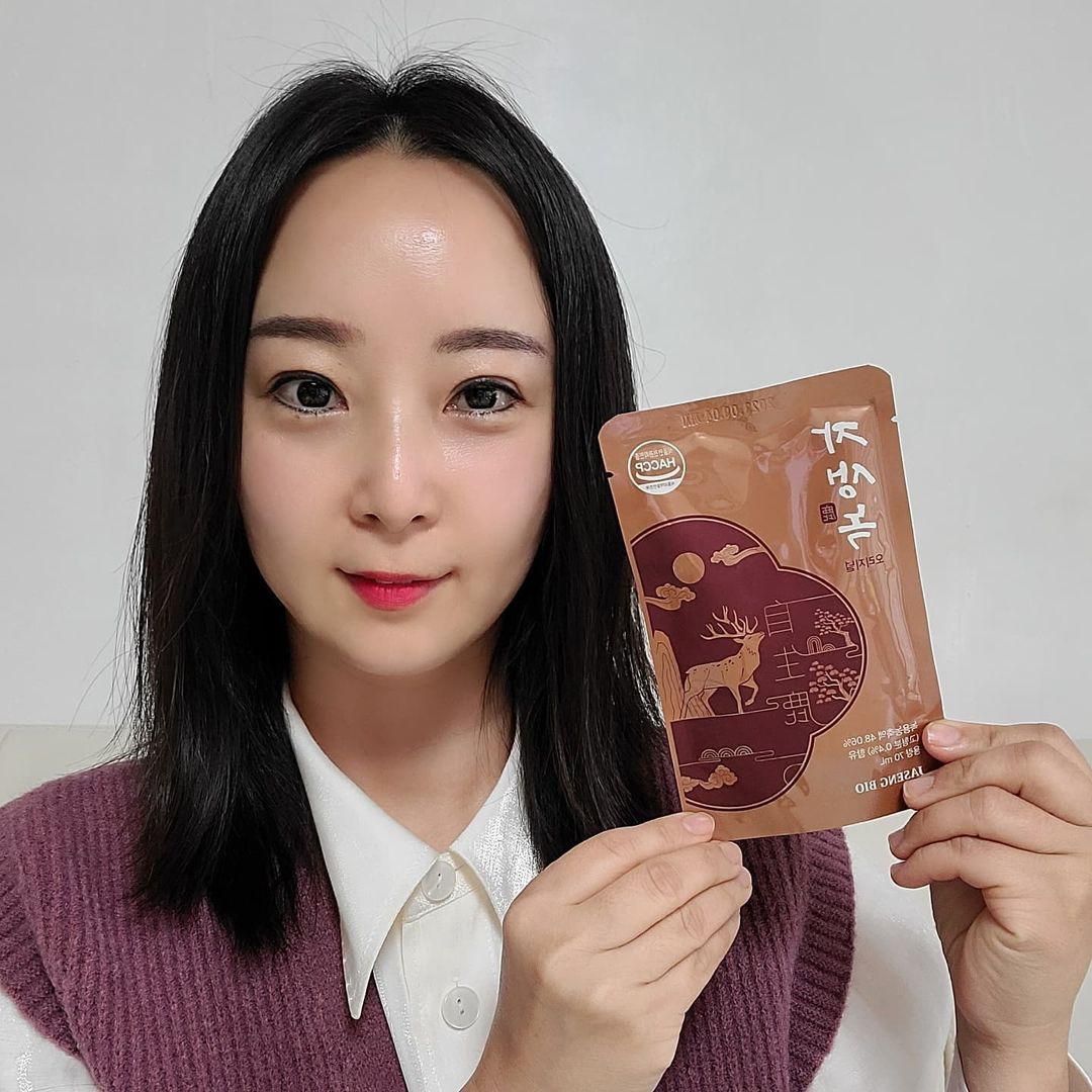 사랑감사❤맞팔요정💕 on Instagram: “#협찬 추운 겨울에도 활기차게~자생녹 오리지널💕 날씨가 추워지면서 자꾸 움추러들게 되네요. 같은 활동을 해도 추울때는 더 피곤해져요. 춥다고 계