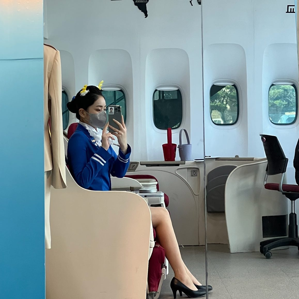 🛩