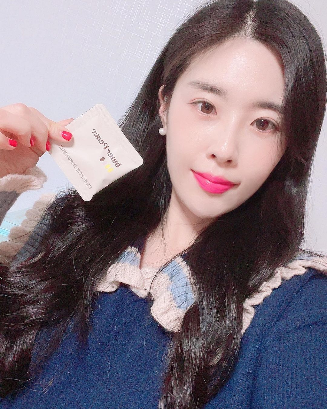 @huyni_ggini on Instagram: “#협찬 #셀피 #셀피스타그램 👶#딸맘 #self #도치맘 #육아소통#육아맘#selca📷 #육아일기#베