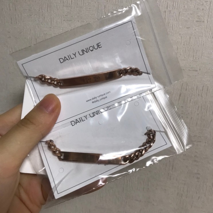 커플팔찌 이니셜팔찌로 추천하는 데일리유니크 서지컬스틸