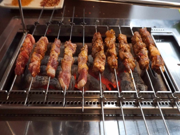 [수원역 맛집] 수원역양꼬치 중에 가성비 갑, 너무 맛있었던 천지양꼬치 후기 (마라양꼬치 갈비, 양꼬치, 꿔바로우~)