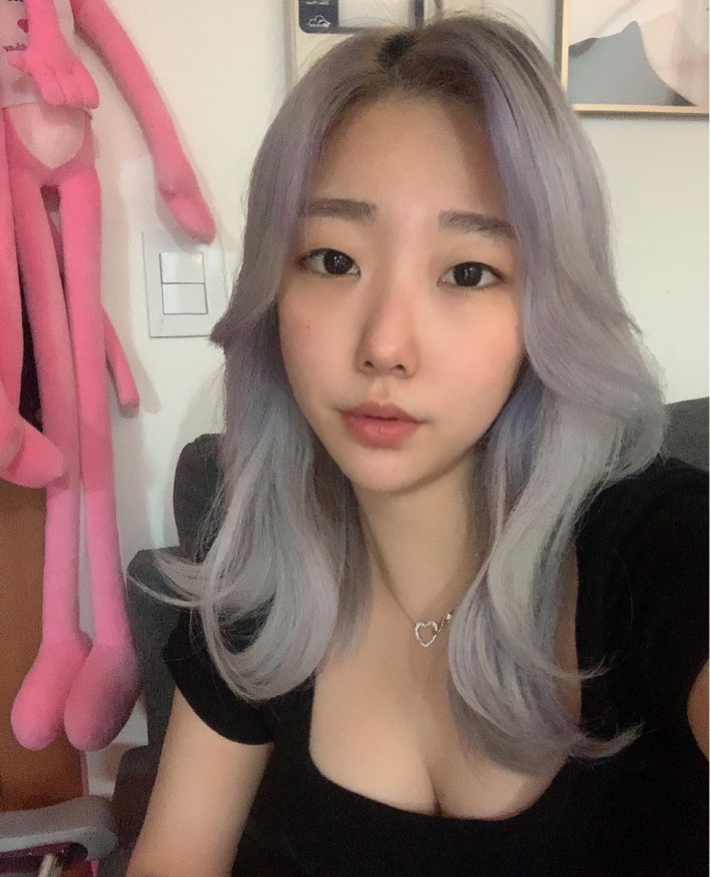 화장하는 방법을 까먹은 요즘…