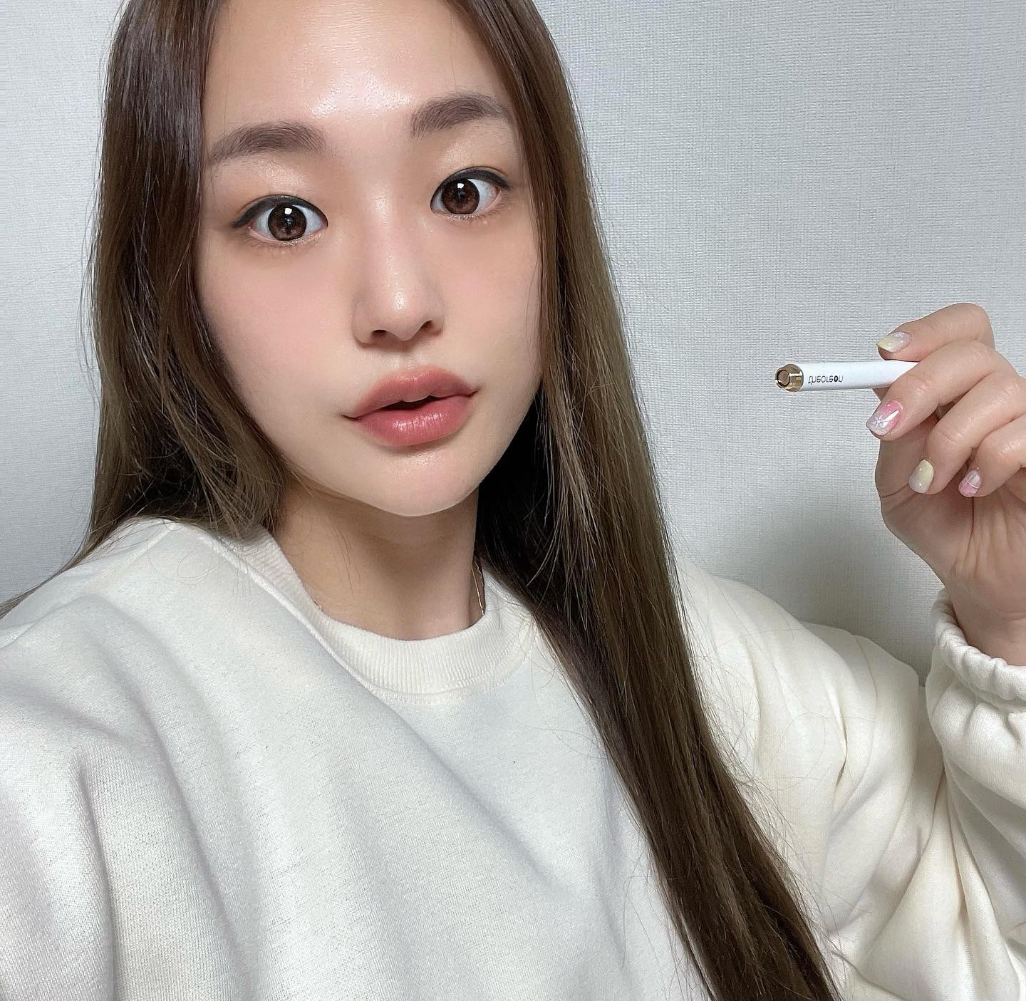 이번에 흡연하는 친구에게 연말선물로 디오렌 ❣️
간편하고 냄새없고 누수없는 디오렌 전자담배 ✨
구성도 넘넘 좋은가봄 ㅎ 친구가 넘 좋아함!!! 😍
.
.
.
.
.
.
.

theoreonkorea

#디오렌#디오렌전자담배#전자담배#theoreon#디카프리오전자담배#냄새없는전자담배#누수없는전자담배