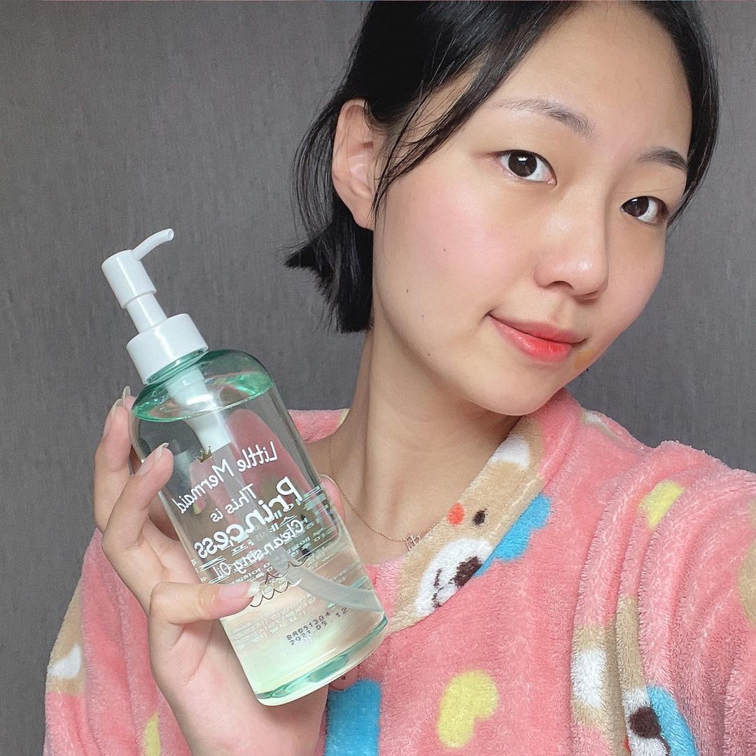 김가은 맞팔해요🥰 칼맞팔 소통💖 (@gaeuneei_) posted on Instagram • Nov 13, 2021 at 11:42am UTC