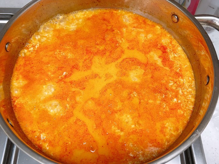 #연서네두부집

개인적으로 순두부찌개 좋아하는 분들
꼭 드셔보셨으면 하는 순두부맛집!
보들보들 국내산 재료로 만든 순두부가 정말 입에 착 감기고
양념장은 왜이렇게 또 맛있는지~~
세상에나 ㅋㅋ 서비스도 확실한 연서네두부집
꼭 드셔보세요!

#순두부 #두부 #순두부찌개 #손두부 #순두부맛집