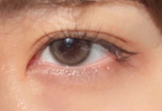 .
자연스러운 브라운 렌즈 추천🤍✨
어두운 눈동자도 투명한 느낌의
브라운 눈동자로 바꿔주는
바로 이제품!
#렌시스 #마리나브라운 #마리나렌즈
------------------
자세한 후기는
프로필 하단 링크 블로그로!👐

#렌즈추천 #브라운렌즈 #투명한브라운렌즈 
#갈색렌즈 #렌즈리뷰 #블로그리뷰