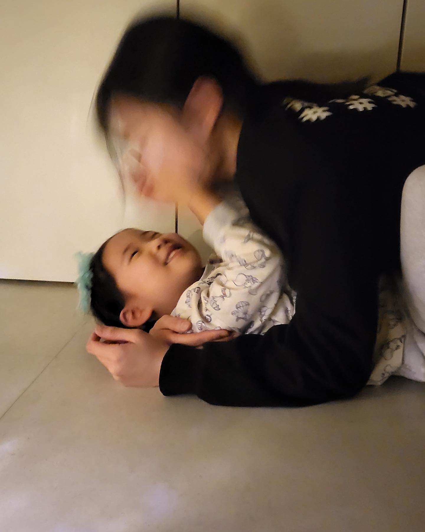 거절은 거절한다2
#뽀뽀게임 
#새마을맥주유니폼