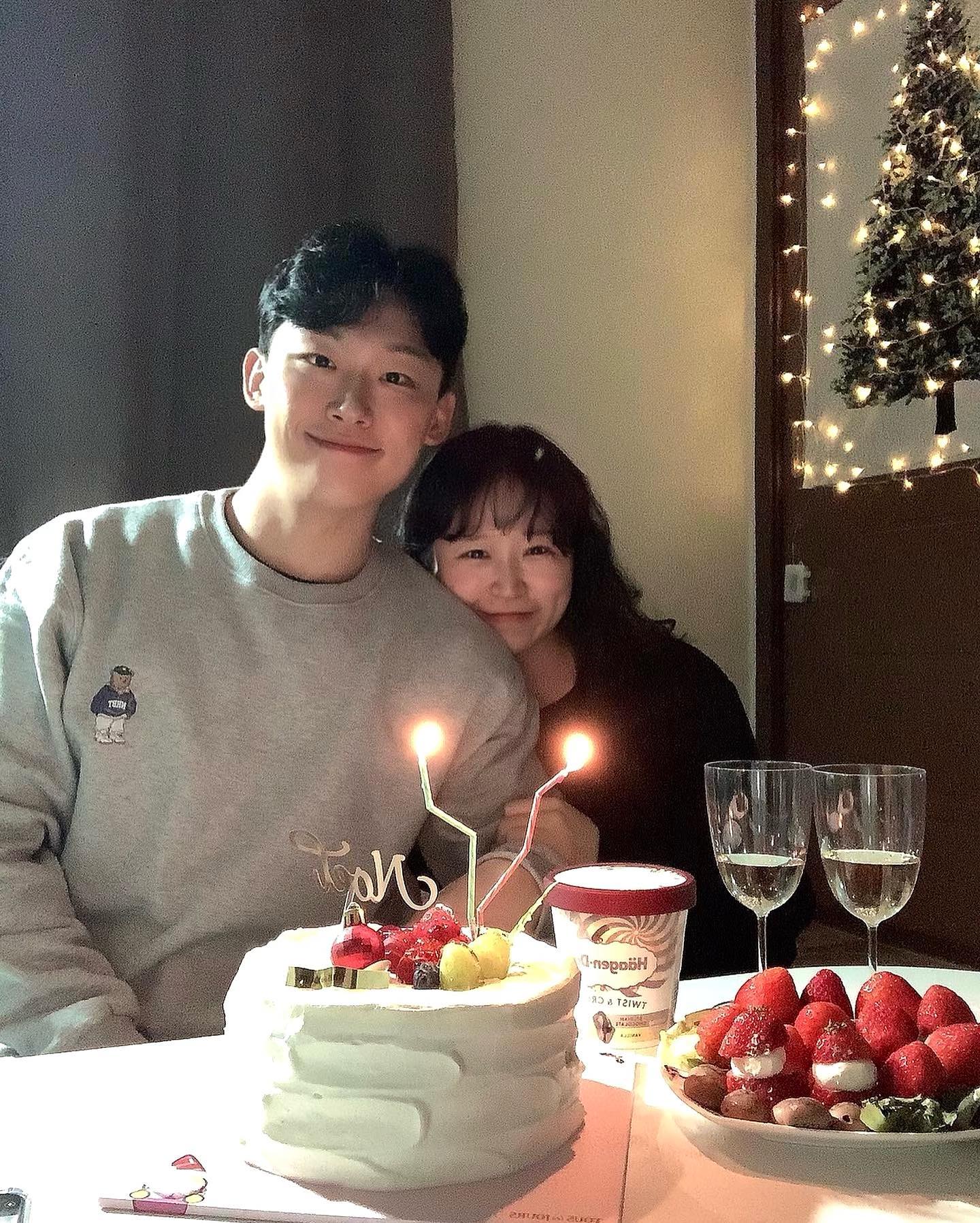 함께 맞는 두 번째 크리스마스🎄❤