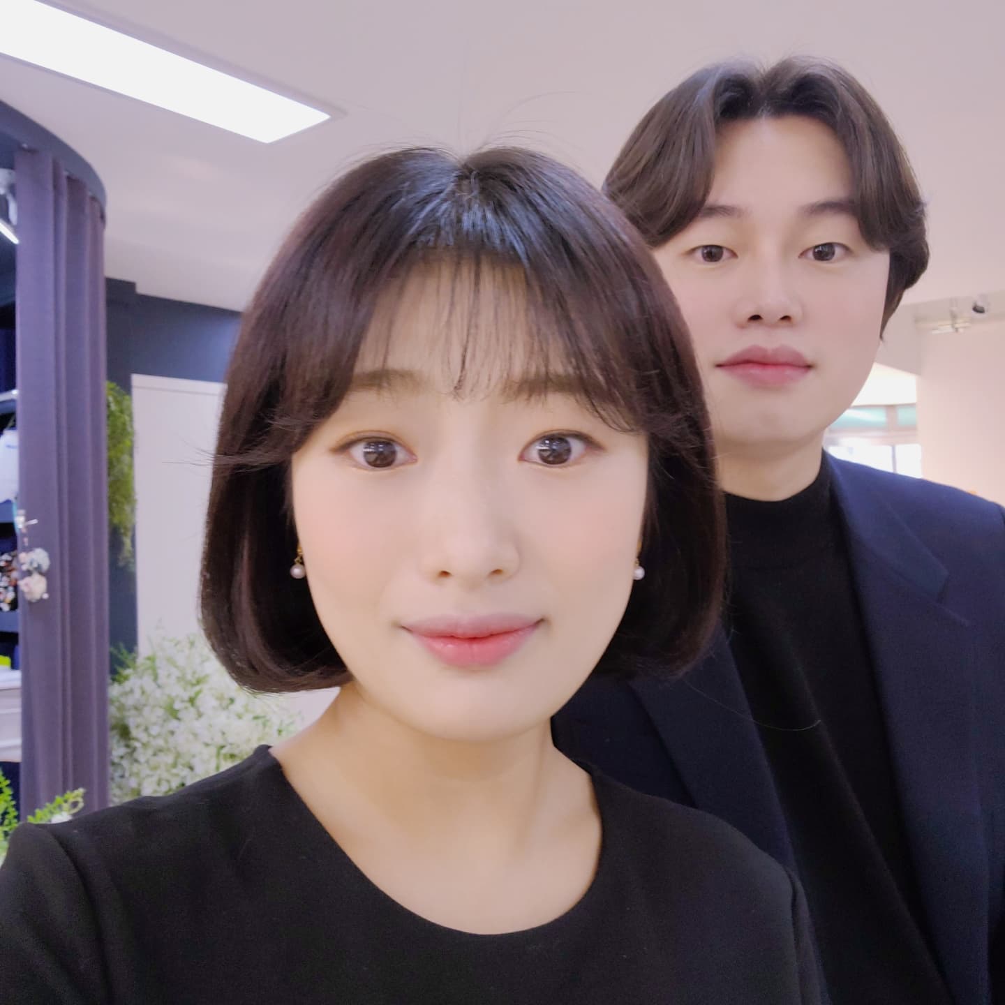커플 하객메이크업

사랑하면 서로 닮아가나봐요
너무 잘 어울리는 다정한 커플💜

[예약문의]
다온메이크업 상무점
010 9445 0679

#웨딩메이크업 #포토메이크업 
#프로필메이크업 #바디프로필 #데일리메이크업 #면접메이크업 #연주메이크업 #혼주메이크업 #졸업메이크업 #피로연메이크업 #행사메이크업 #아나운서메이크업 #방송메이크업 #광주메이크업 #상무지구메이크업 #수완지구메이크업
#데일리컨벤션 #다온메이크업