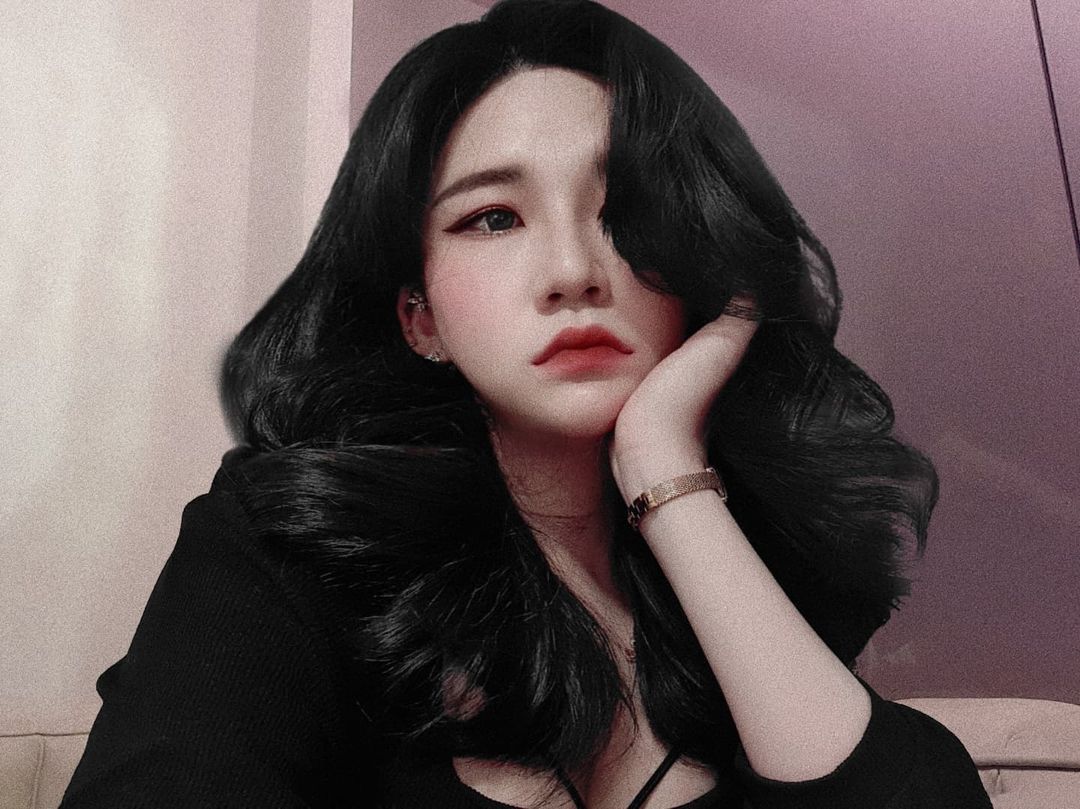 류혜영 on Instagram: “#협찬 #야밤정 마카,아르기닌,복분자 들어간 #뜨밤꿀템 이라는데 쓸데는 없구 운동 전에 먹고 파워업용도로 쓰는 걸루🤪 ⠀ ⠀ ⠀ ⠀ ⠀ ⠀ ⠀ ⠀ ⠀ ⠀ ⠀ #먼데이포션 #