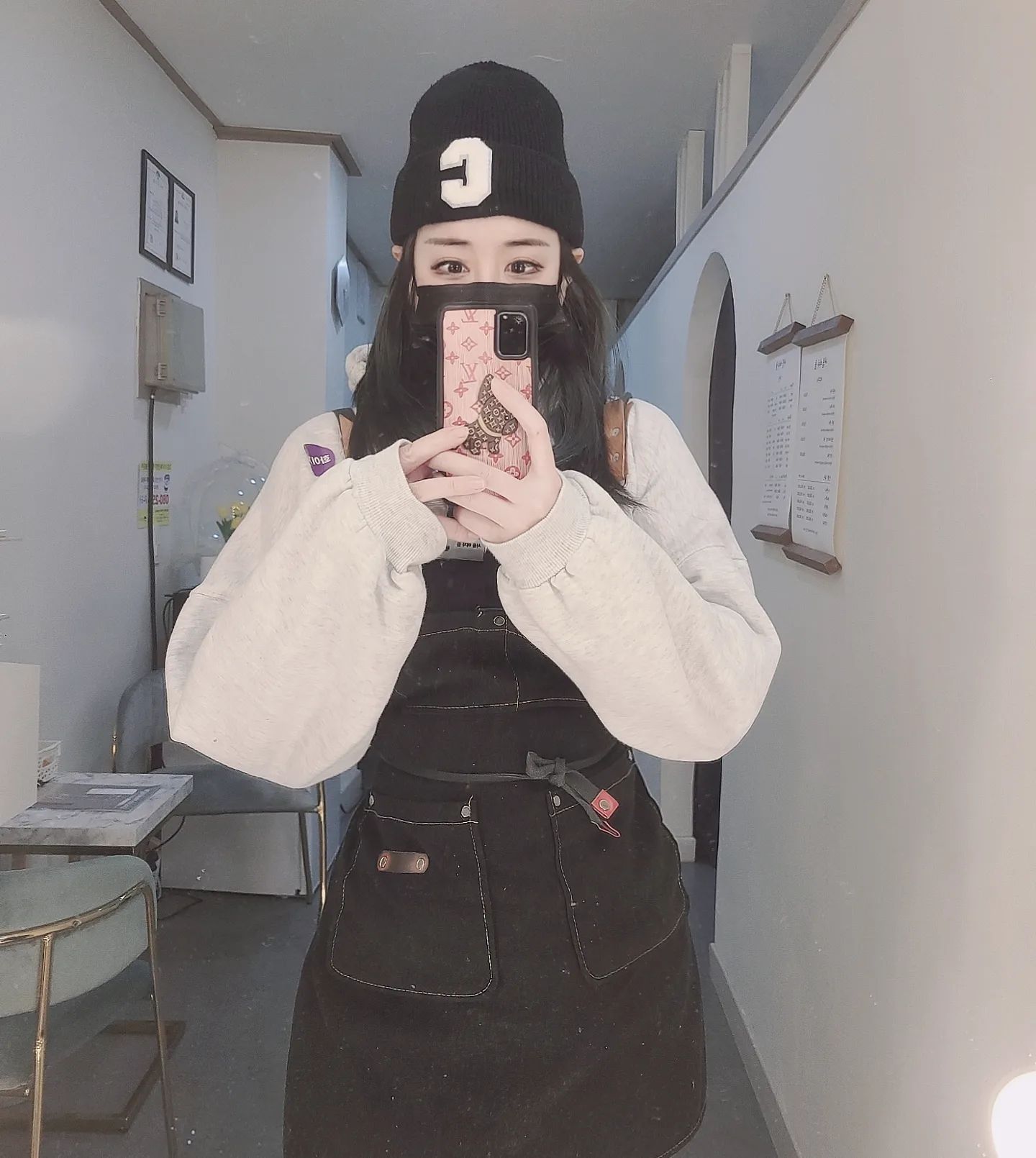 옷을 껴입어도 추워 냉동실에서 사는거같네 🥶🥶
.
.
.
.
#셀 #겨울 #바쁘다바빠현대사회