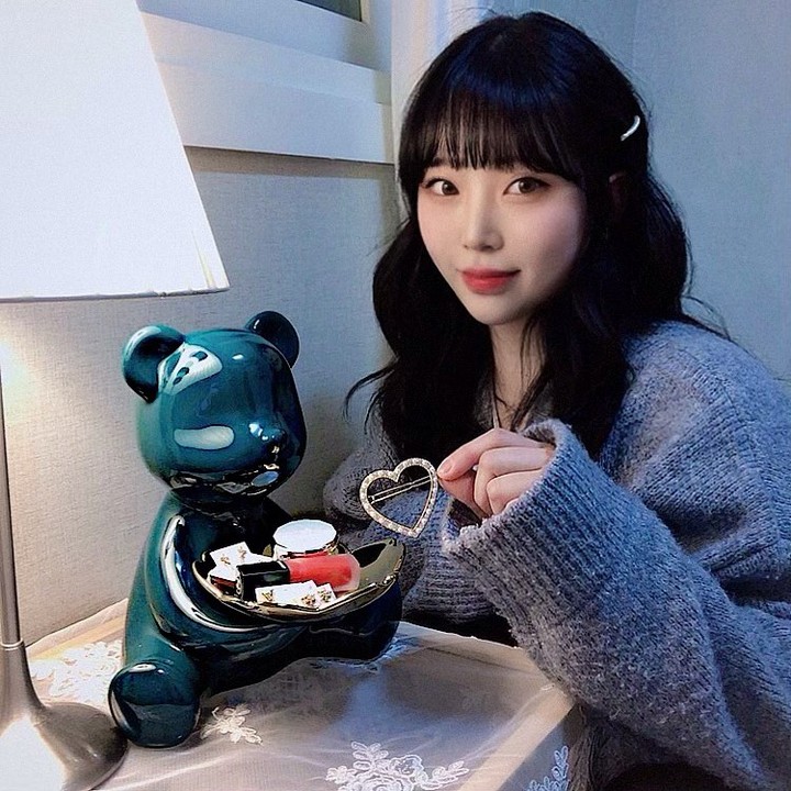 #광고

평소 소품샵이나 악세사리에 관심이 많아서 이것 저것 사다보니 정리가 잘 안되고 뭐가 자주쓰는 물건을 찾기 힘들었어요ㅠ.ㅠ

소품샵에서 산것들, 액세서리 정리를 위해 귀여운 곰돌이 트레이를 데려왔습니다😍

트레이로서 기능과 인테리어 효과까지!! 넘나 좋은것 ㅎㅎ 너무 귀여워서 기분이 좋네욥 ㅎ.ㅎ

#해시업#해시업액세사리트레이#곰돌이트레이#집꾸미기#인테리어소품#방꾸미기#홈인테리어 #대구 #인친 #소통스타그램 #데일리 #일상스타그램 #물결고데기 #악세사리 #제이에스티나립밤 #제이에스티나 #샤넬뷰티 #샤넬 #협찬환영 #뷰티 #뷰티스타그램 #맞팔은댓 #맞팔환영 #집꾸미기 
hash.up
