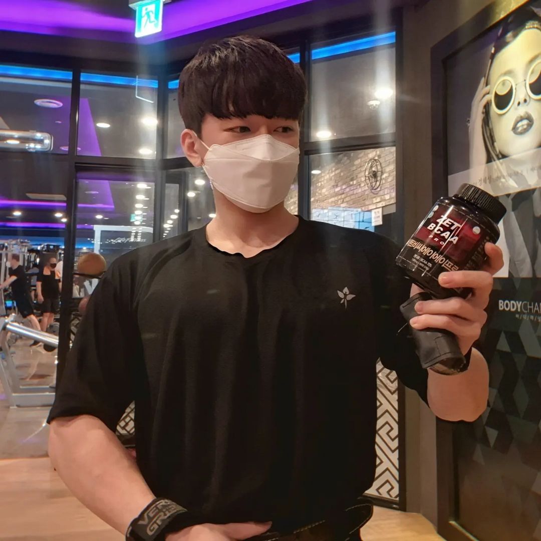 5 Likes, 1 Comments - H E E J O N G 🐕‍🦺🦖 (@hj_02k) on Instagram: “#광고 오늘은 근손실방지템으로 유명한 #bcaa 을 들고왔습니다! 가루대신 알약으로 간편하게 섭취하는 #근육맨닷컴 BCAA프로! 고강도 저강도 어떤 운동인에게도 꼭 필요...