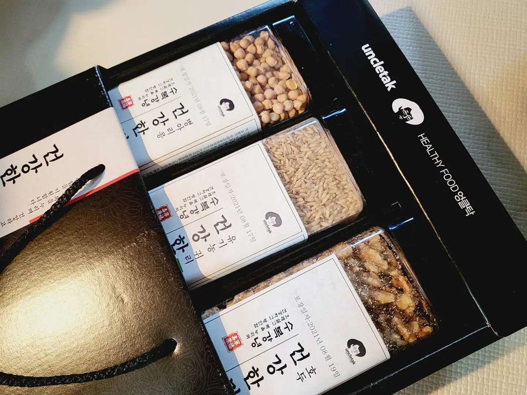 ❥-❥-❥-❥-❥-❥-❥-❥-❥-❥-❥-❥ on Instagram: “울엄니 추석 선물~♡ 넘 죠아하심ㅎㅎ 배송 하루도 안되서 옴, (쿠팡:건강한 만찬) #사진 #팔로우환영 #맞팔해요 #선팔하면맞팔 #협찬 #추석