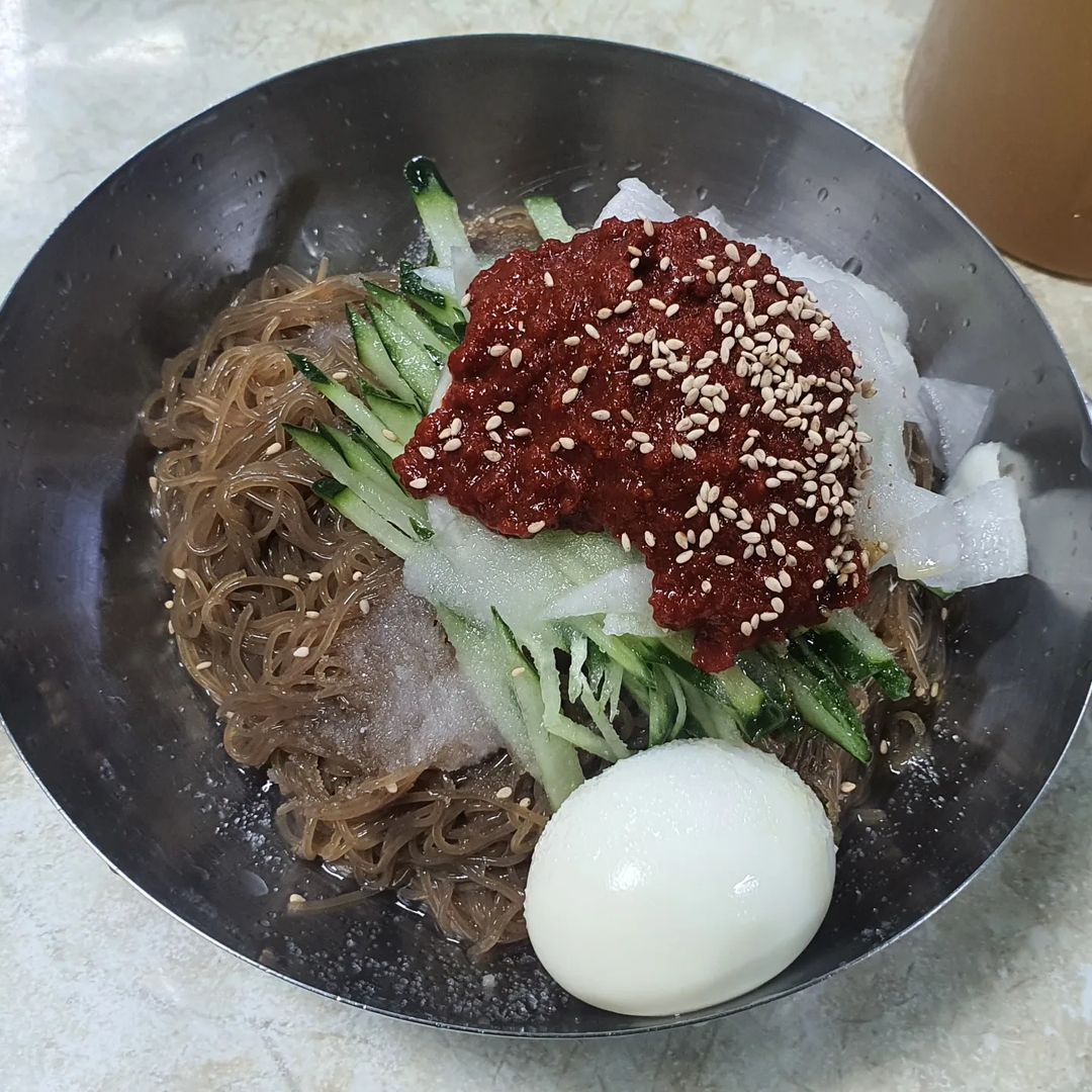 한량동진 (@hanlyang_dj) posted on Instagram • Jan 26, 2022 at 4:40am UTC