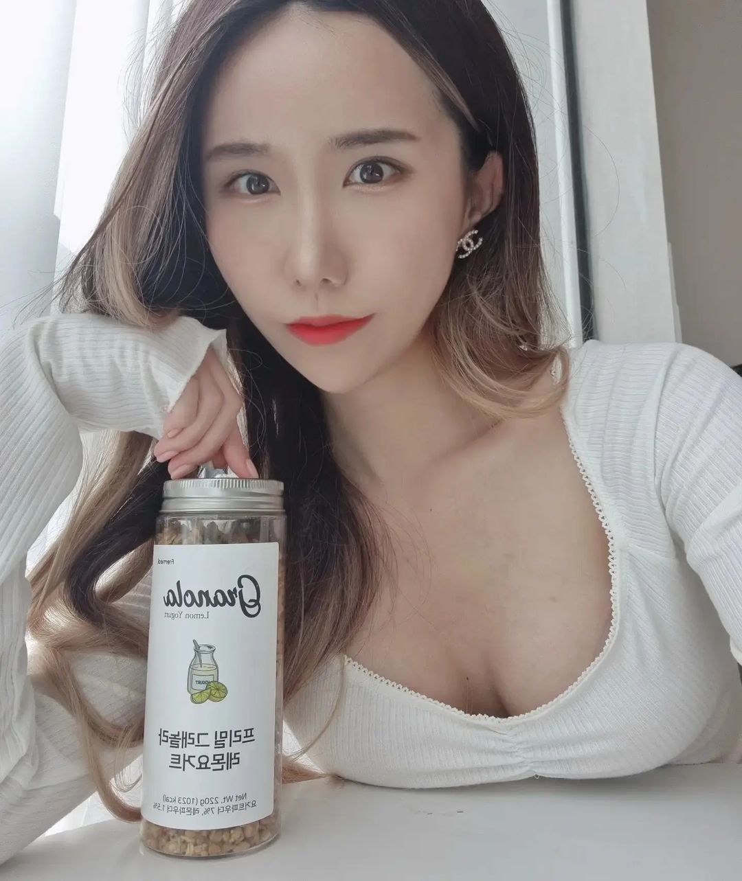 🍒체토🐰 on Instagram: “#협찬 놀라놀라 그래놀라 #프리밀그래놀라 는 설탕, 밀가루, 팜유 가 들어가지 않았다. 요즘은 뭔가를 더하는게 아닌 빼는 것이 혁신적인거 라던데 이건 혁신적인 그