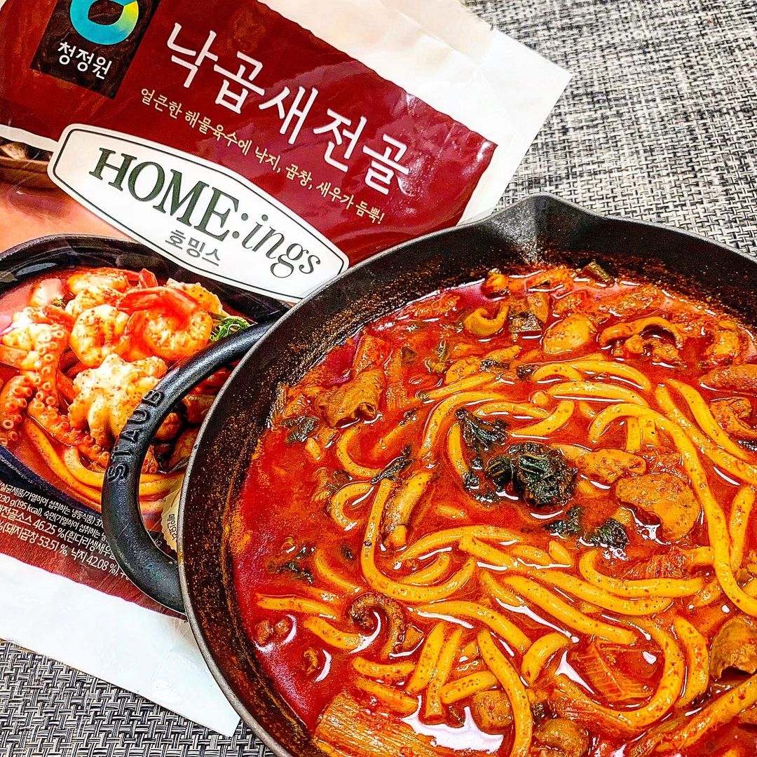 💖🌸 은둥 Food 🌸💖 on Instagram: “#협찬 📍[청정원] 낙곱새전골 요즘처럼 추운 겨울날씨에 뜨끈한 국물 요리를 빼 놓을 수 없쥬🍲💖 낙곱새전골을 너무 좋아해서 항상 밖에서 사 먹었는