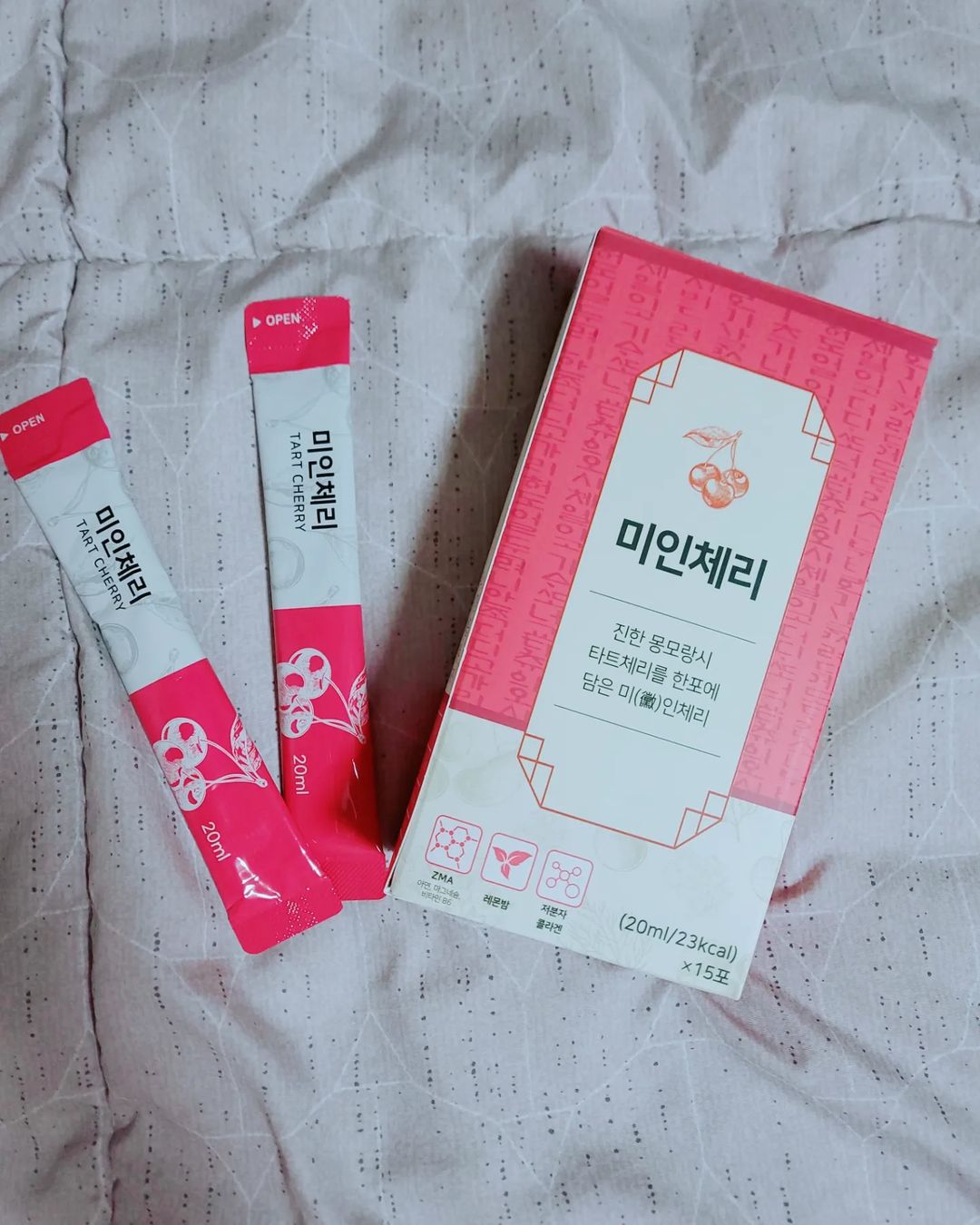 ෆු(⌯'▾'⌯)ෆු on Instagram: “#협찬 ㆍ ㆍ 신맛이 강한 타트체리는요〰️ 비타민 함량이 높고, 안토시아닌이 풍부해 선명한 붉은 색의 체리에요🍒 ㆍ 마그네슘+아연+비타민B6+세로토닌