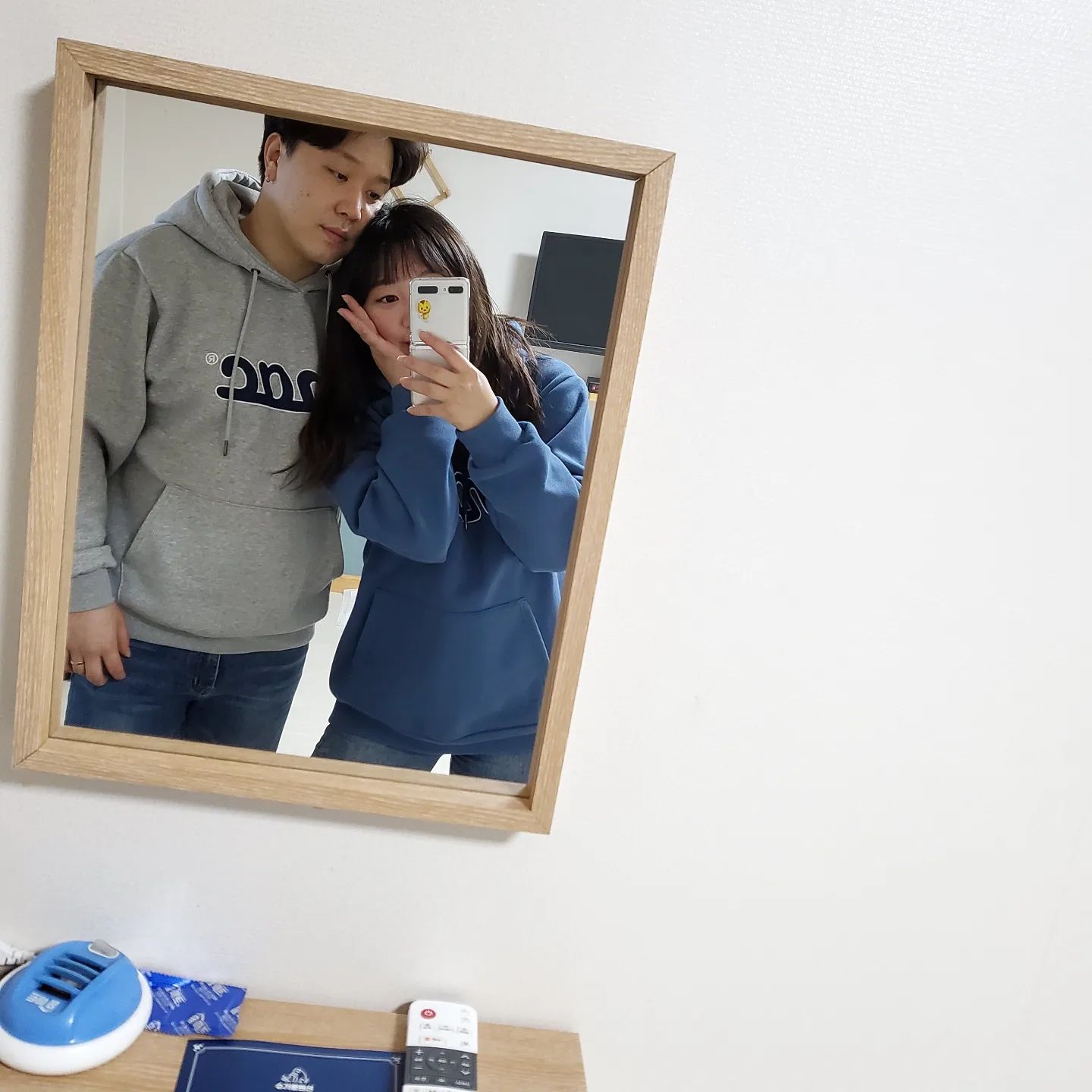 태안🙌
천둥이 사랑 초이도 함께 ❤
배터지게먹구 빛축제두가고 !!
rrrrrini__ 언니커플두 함께하였다 ㅎㅎ
담엔 애들데리고 제주도 계획하댜^^