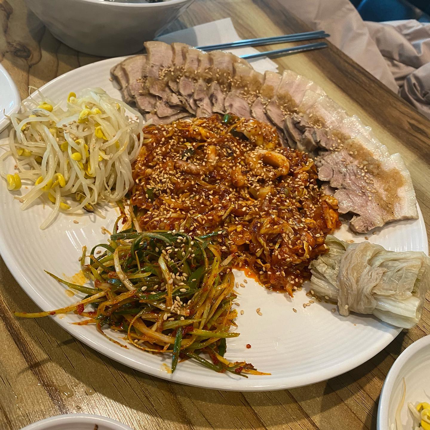 이번 주말 먹부림🐷
포천-.-.-장안동-.-.응암동-.-.중곡동
내일은 열심히 일하자🥲