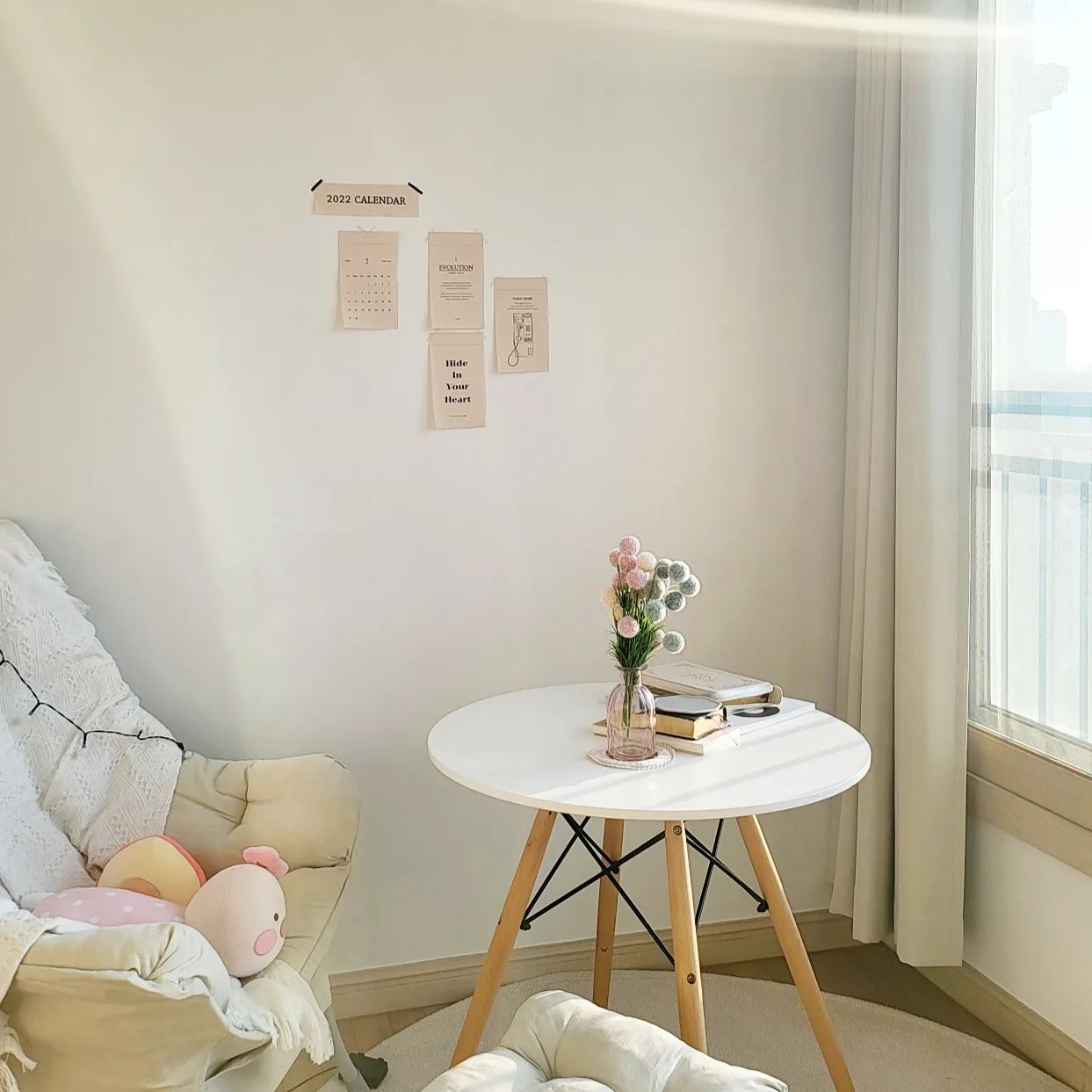 벌써 2월 마지막 금욜이구 주말이네요💤

#코튼아이보리 에서 달력을 보내주셔서 곳곳을 나름 꾸며봤어요 ㅎㅎ
cotton.ivory 너무 감사해요❤
.
.
.
.
3월에는 움츠러들지말고 열심히 운동하고 공부하고 작은 목표들부터 이루기✊
#도전을무서워하지말기
#나만의것을찾아서