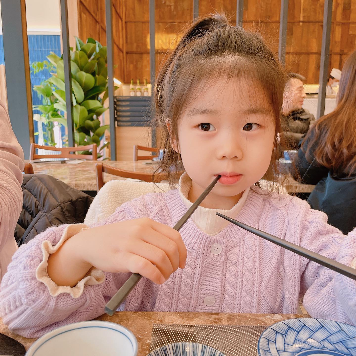 ⠀
⠀
초딩 3일차만에 반에서 확진자나옴😔
다음주부터는 친구들이랑 등교하는 하랑
금방크는거같네😊♥️
⠀
⠀
⠀
⠀
⠀
⠀
⠀