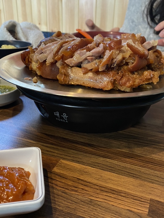동대문구 시립대 찐맛집 '호야네 족발', 먹어도 먹어도 안 질린다