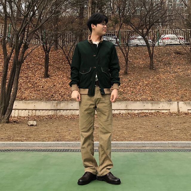  “#제품협찬 #S7ILUVU 오늘은 @s7iluvu Airfit 6 메탈 안경테를 코디해봤습니다🙋‍♂️ 써지컬 스틸로 만들어져 쉽게 부러지지 않고 튼튼하더라구요👍 무게가 8g 밖에 되지 않은 가벼운 안경테입니다🕊 1년간 무상 A/S도…”