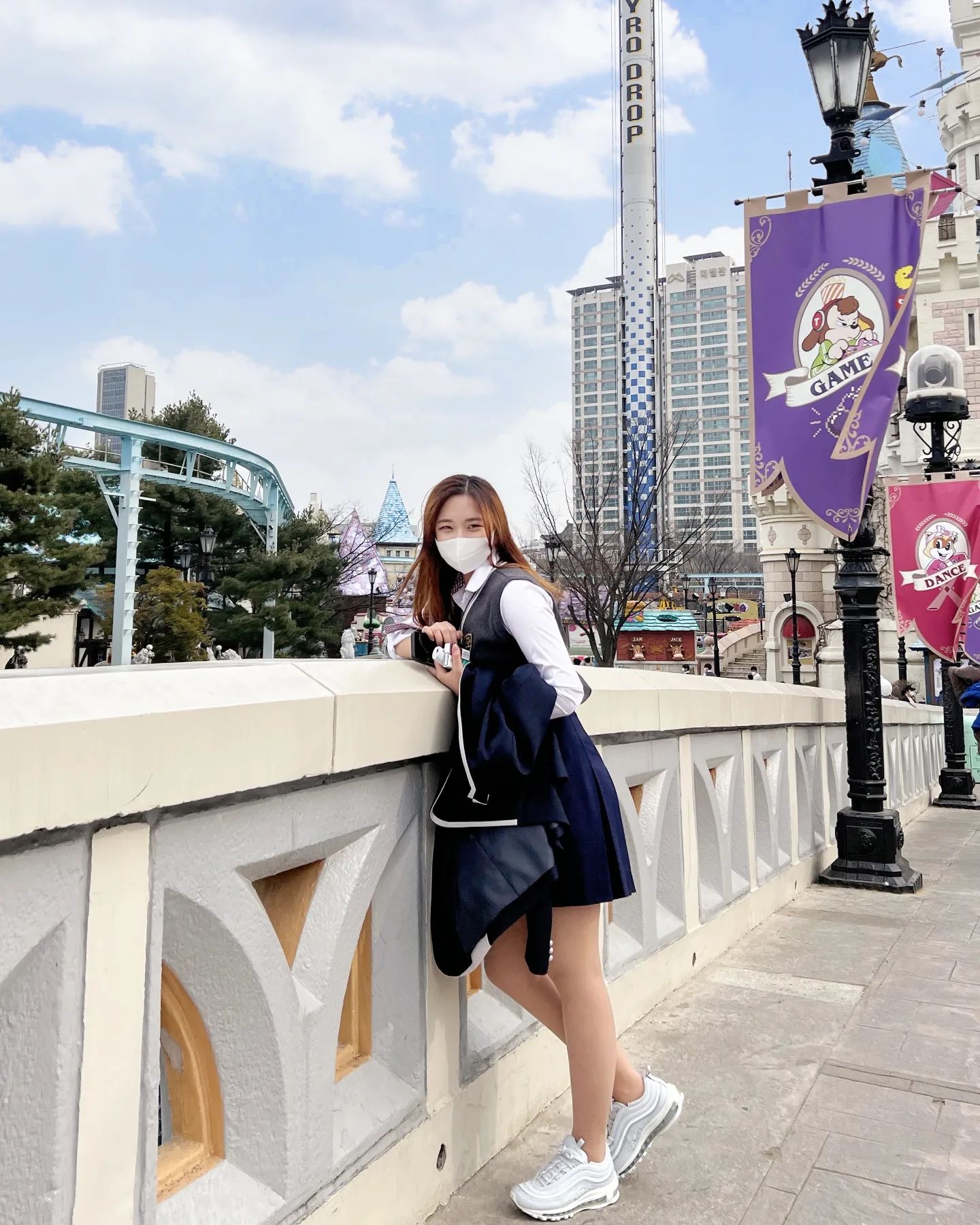 🎡🎠🎢🌌

6개정도 탄듯😆

#롯데월드 #롯데월드교복