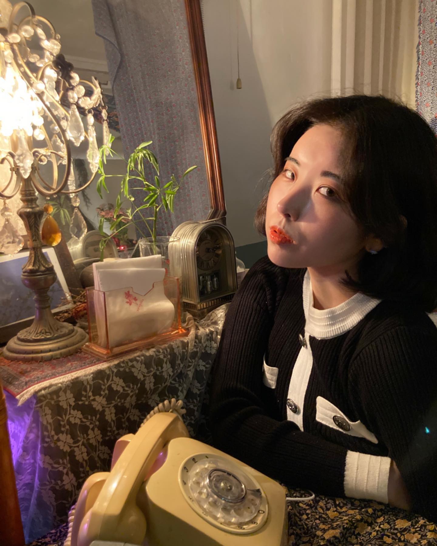 우리 단발하지 말아요 ⸝⸝o̴̶̷᷄ o̴̶̷̥᷅⸝⸝

#단발 #후회중 
#아카식레코드 #타로카페