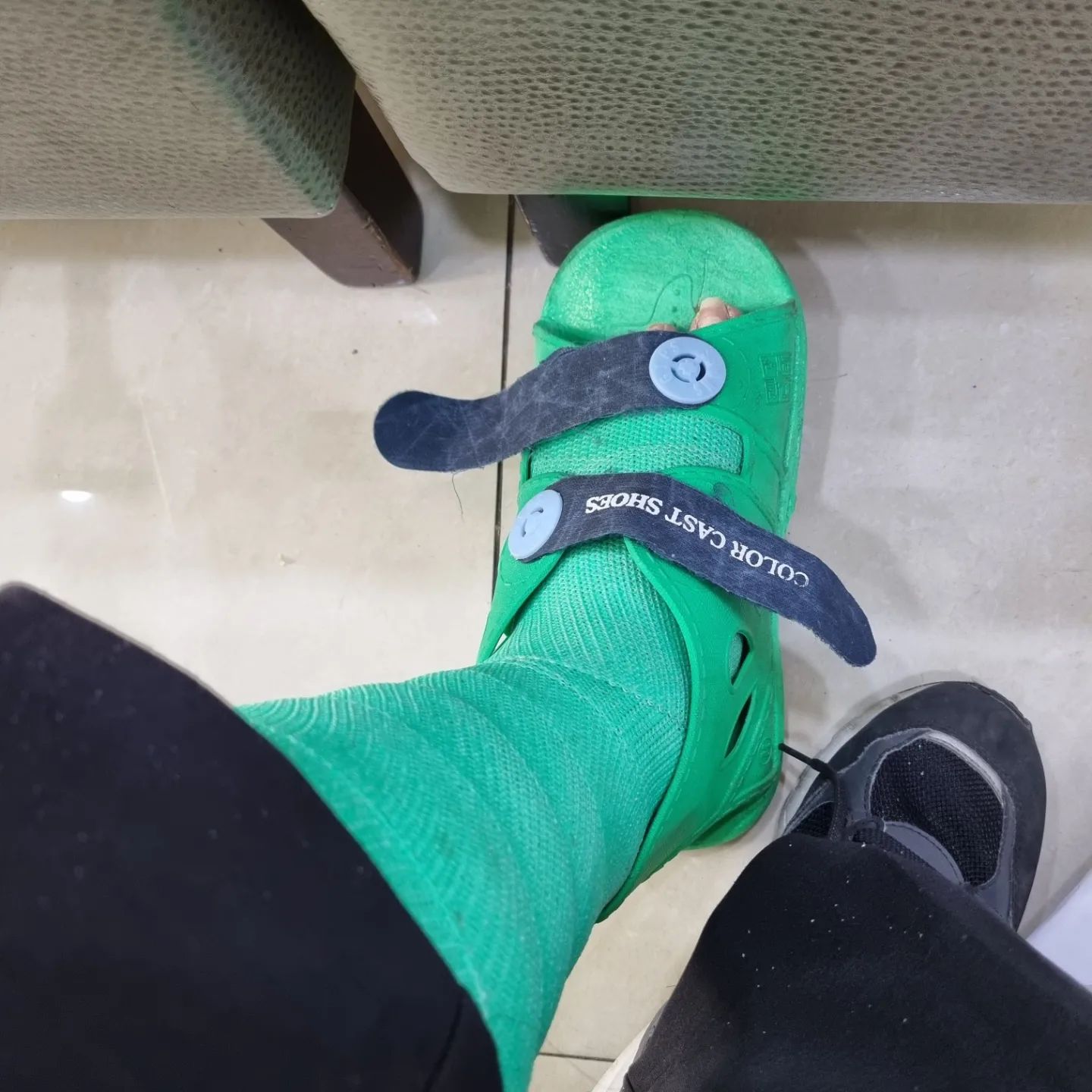 오늘은 깁스를 푼날
너무 편한날🎶