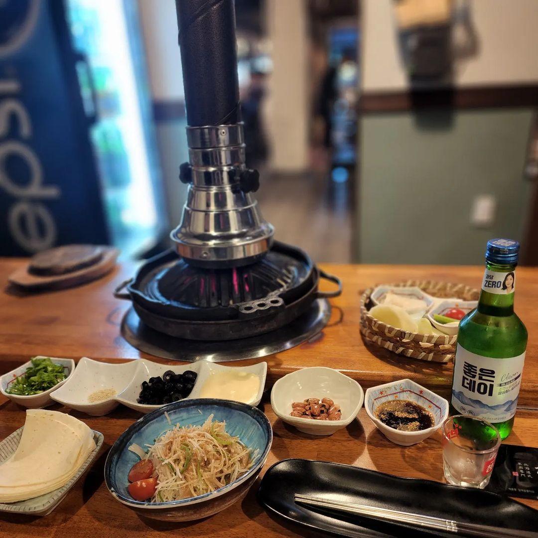 보험요정땡구 on Instagram: “#맛스타그램 #술스타그램 옛날엔 자주갔던 #징기스 서면1번가점☺️ 직접구워주시니까 먹기도너무편했다 무엇보다 직원님들이 너무친절하셨다❣️ #좋은날 #좋