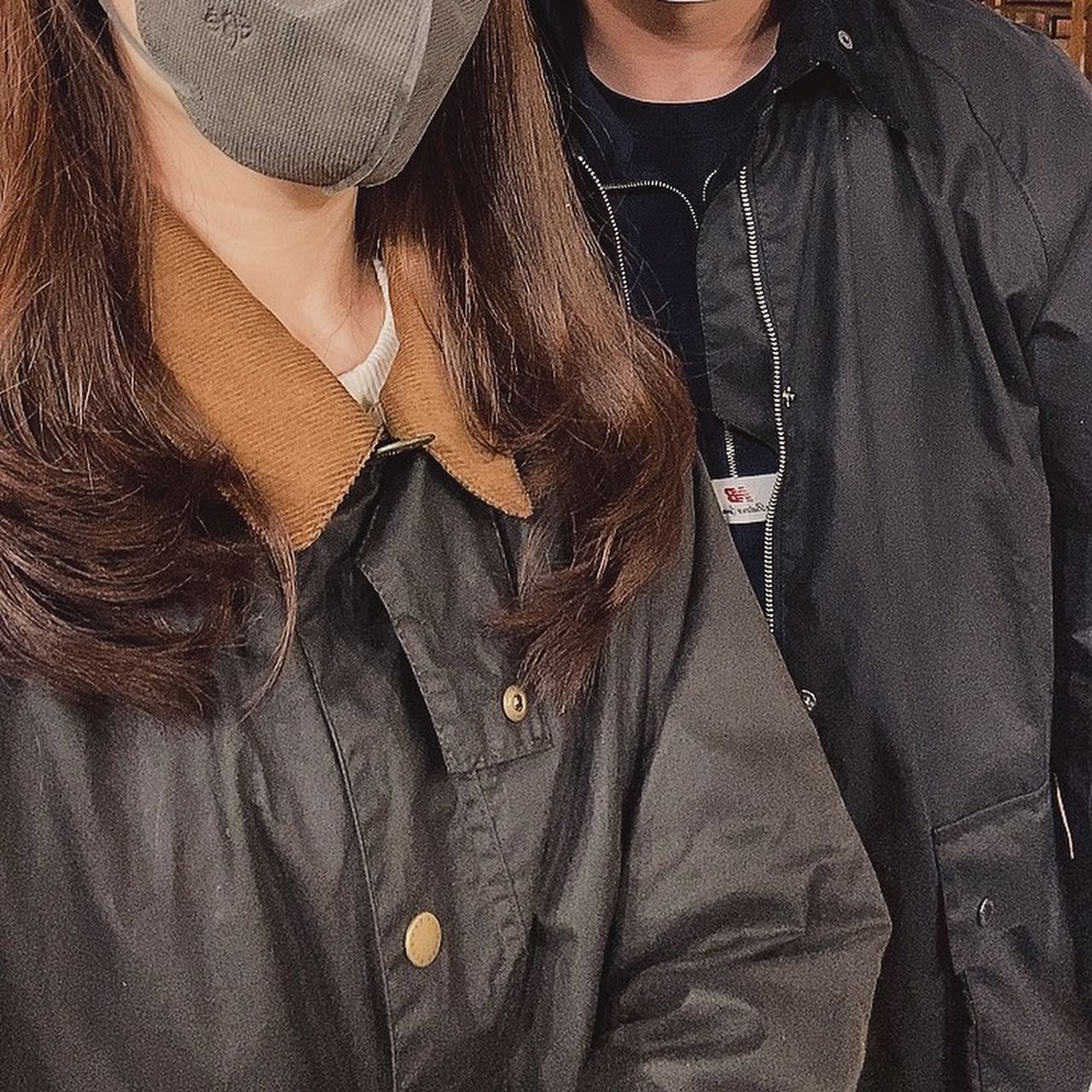 비오는날은 안좋아하는데,
바버 입는날은 좋아하지🤎